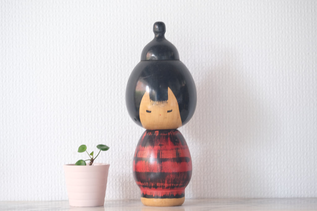 Old Vintage Sosaku Kokeshi by Hideo Ishihara (1925-1999) | Titled: 'Donko' | Dated: 1967 | 26 cm