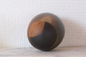 Cute Vintage Sosaku Kokeshi by Aoki Ryoka 青木蓼華 (1931-) | 9,5 cm