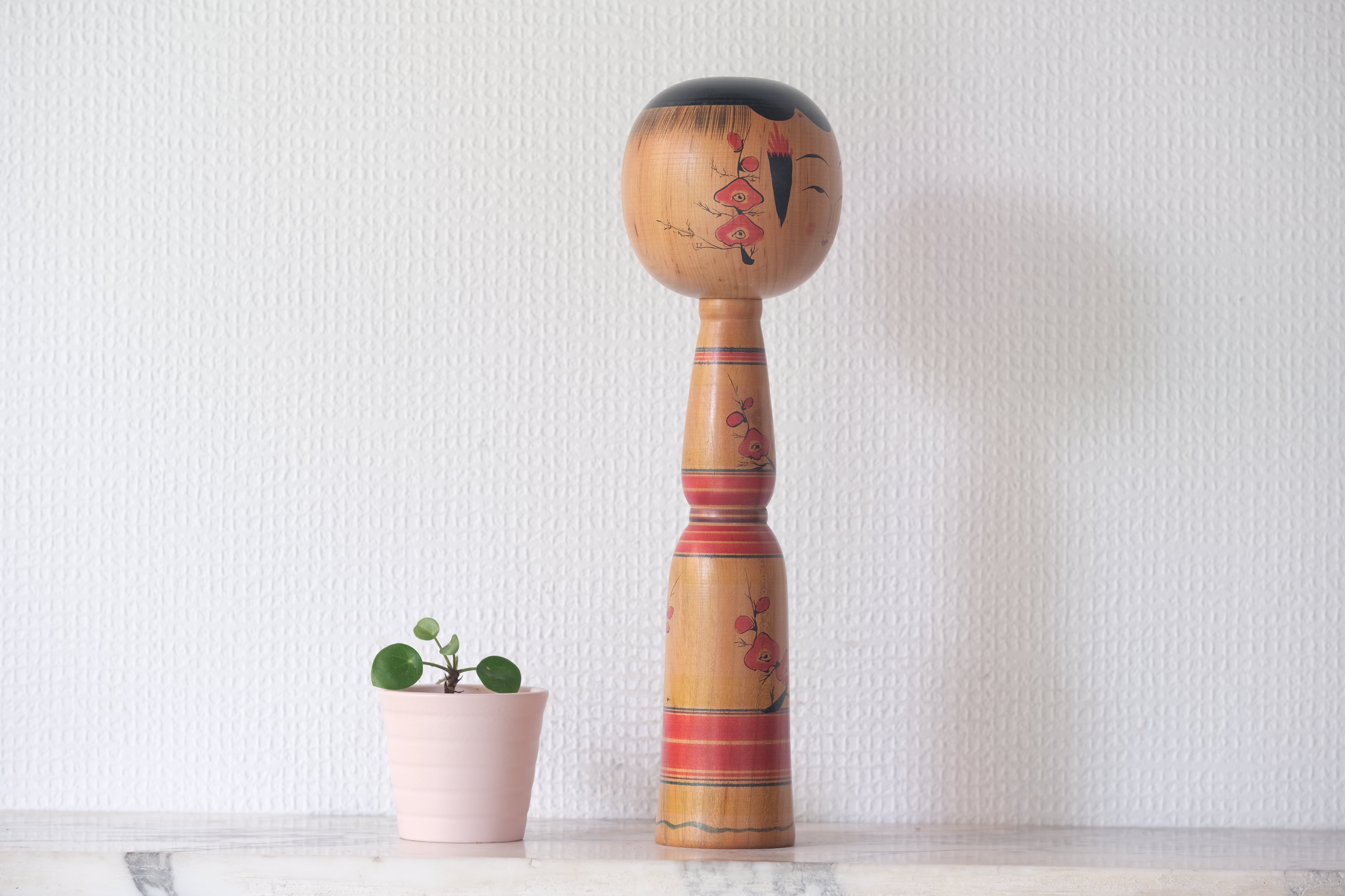 Traditional Yajirou Kokeshi by Ogura Katsushi 小倉勝志 (1947 -) | 30 cm