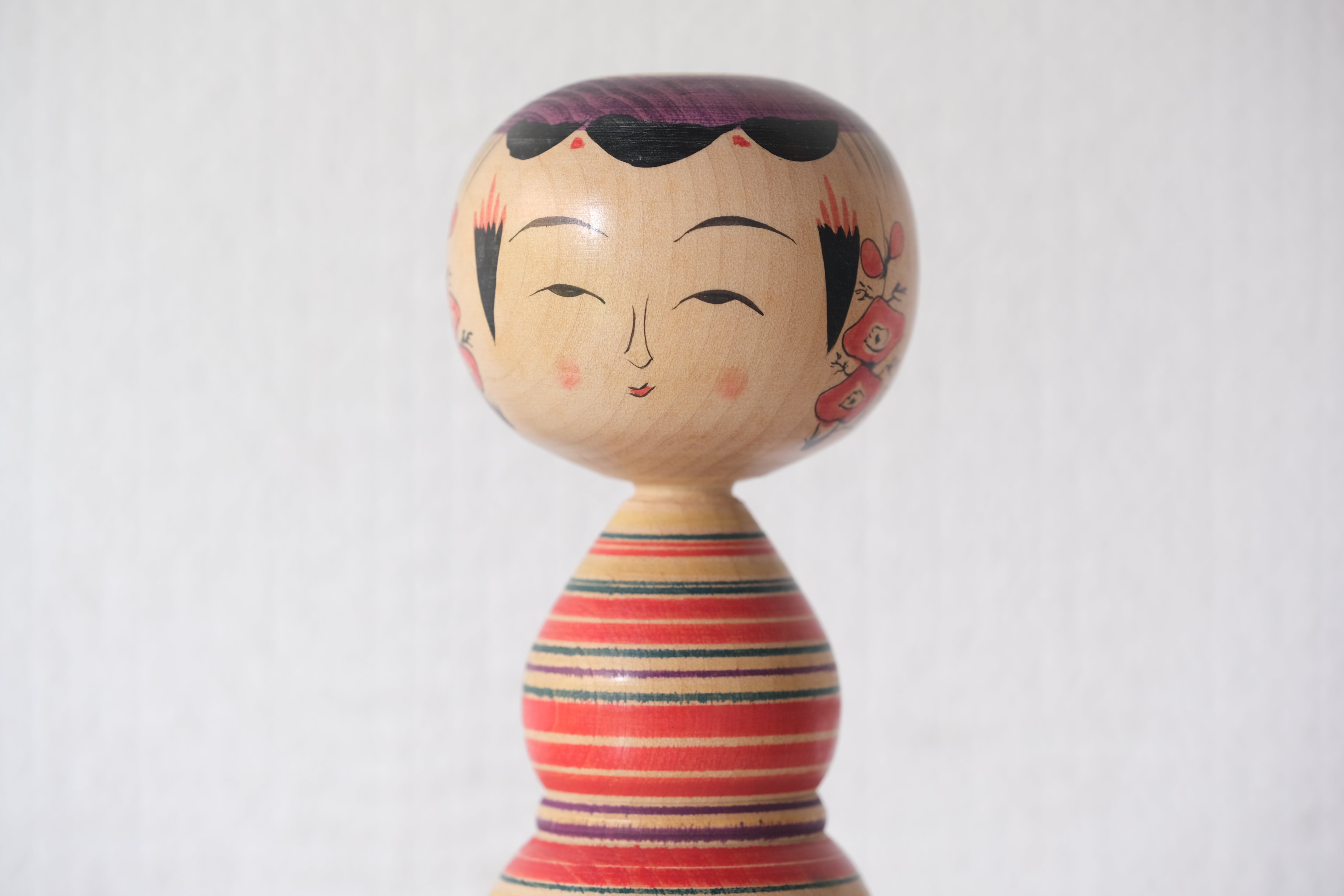 Traditional Yajirou Kokeshi by Ogura Katsushi 小倉勝志 (1947 -) | 16,5 cm