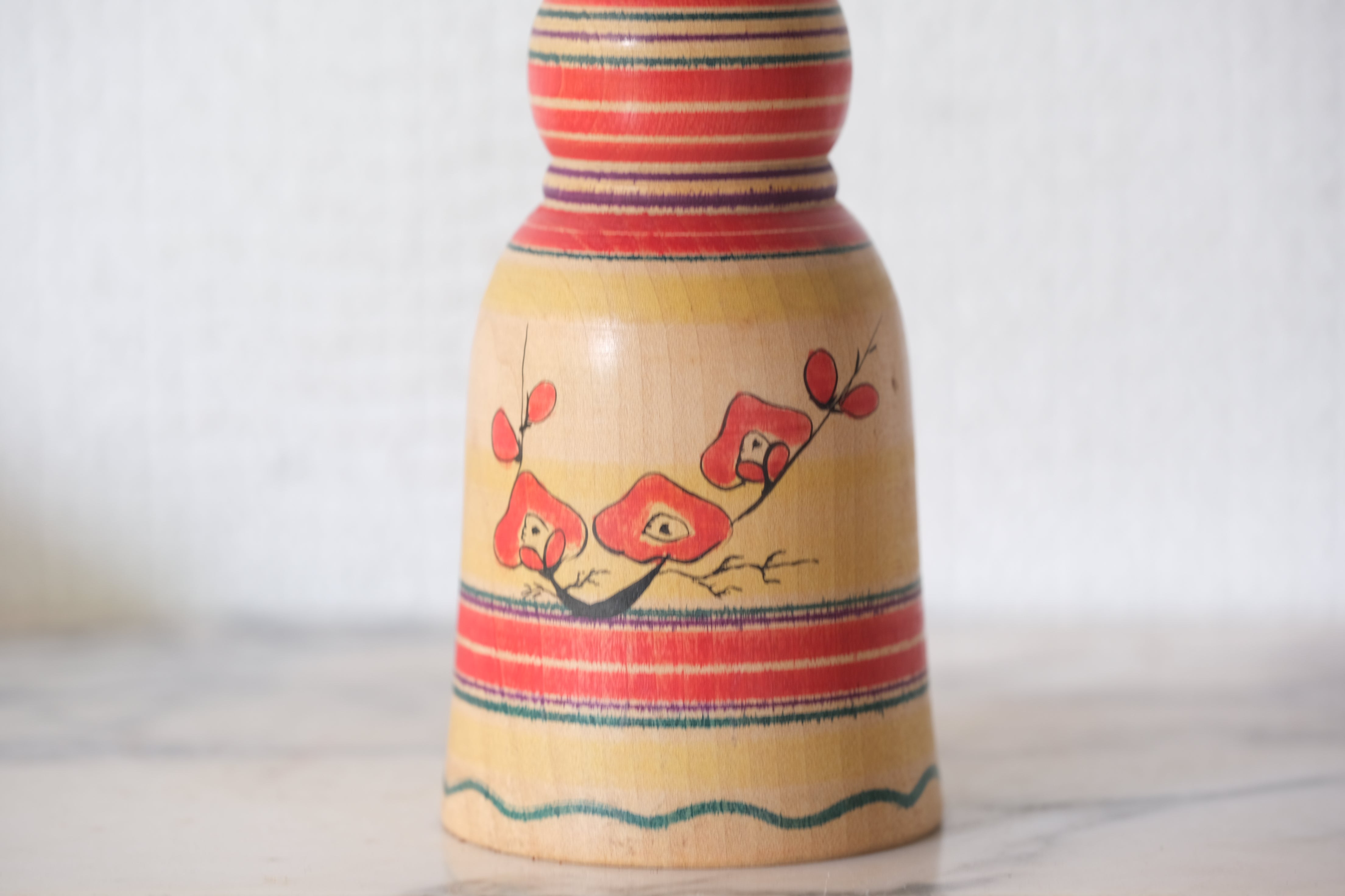 Traditional Yajirou Kokeshi by Ogura Katsushi 小倉勝志 (1947 -) | 16,5 cm