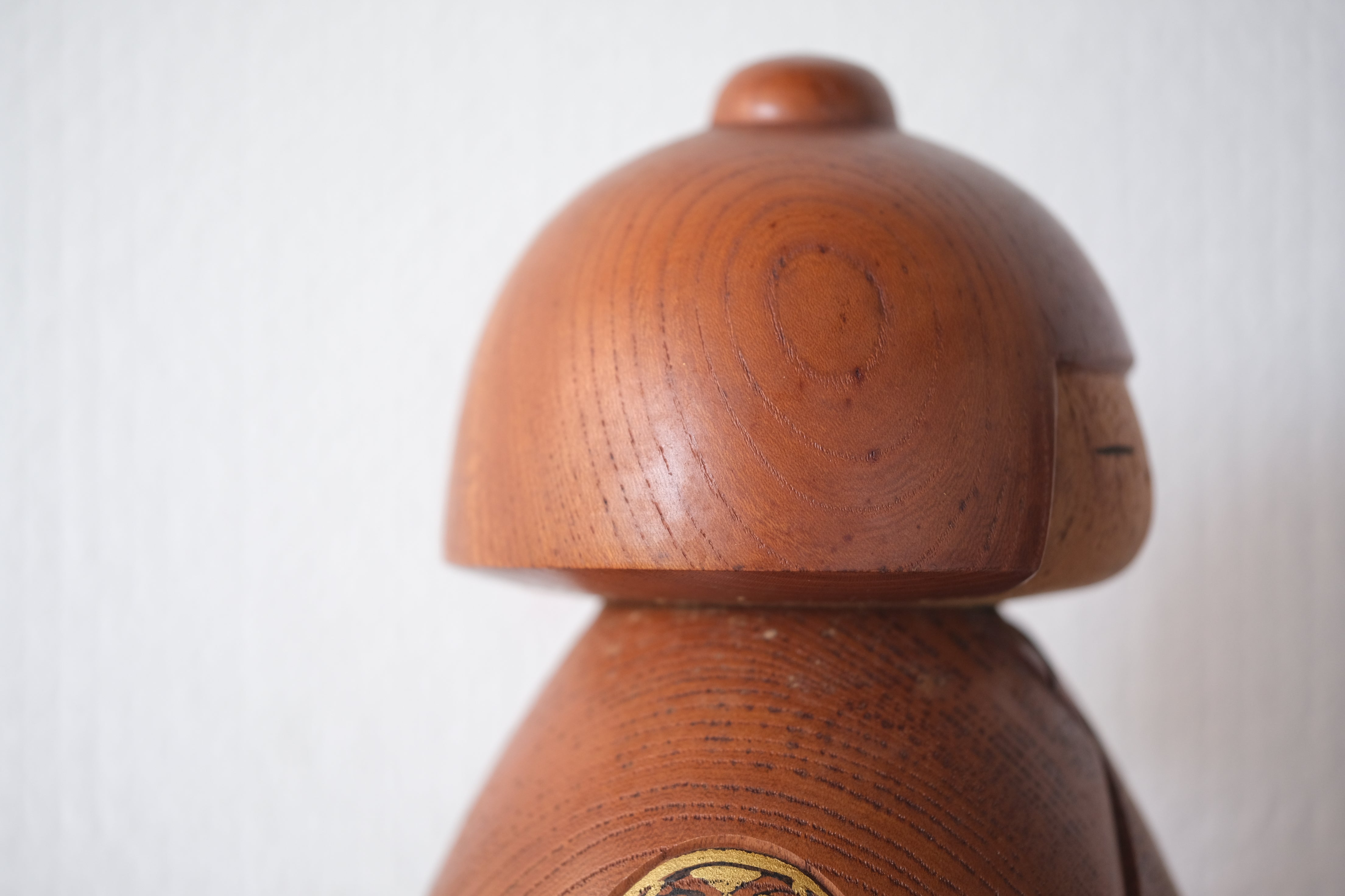 Rare Vintage Sosaku Kokeshi by Aoki Ryoka 青木蓼華 (1931-) | Titled: 'Kamon - Family Crest' | 18 cm