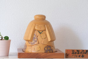 Exclusive Vintage Sosaku Kokeshi by Watanabe Yuji 渡辺雄二 (1951-) | Titled: 雪わらし | With Original Box | 14 cm