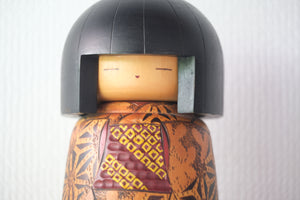 Exclusive Vintage Creative Kokeshi By Yoshio Ohtani 大谷良夫 (1936-) | Titled: 'Satomusume' | 25,5 cm