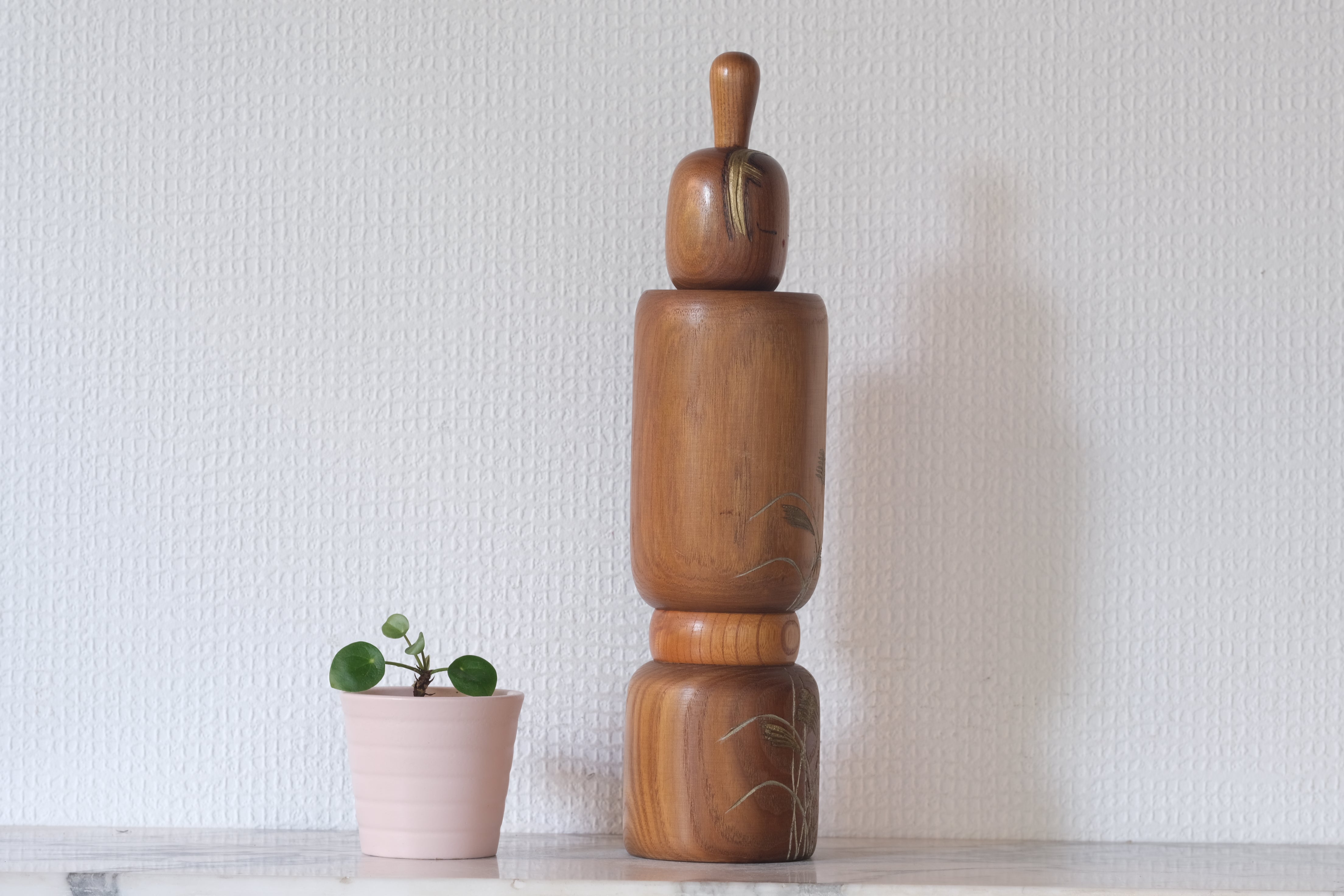 Exclusive Vintage Creative Kokeshi By Aida Seiho (1926-1998) | Titled: 'Bunko - Elegance' | 29,5 cm