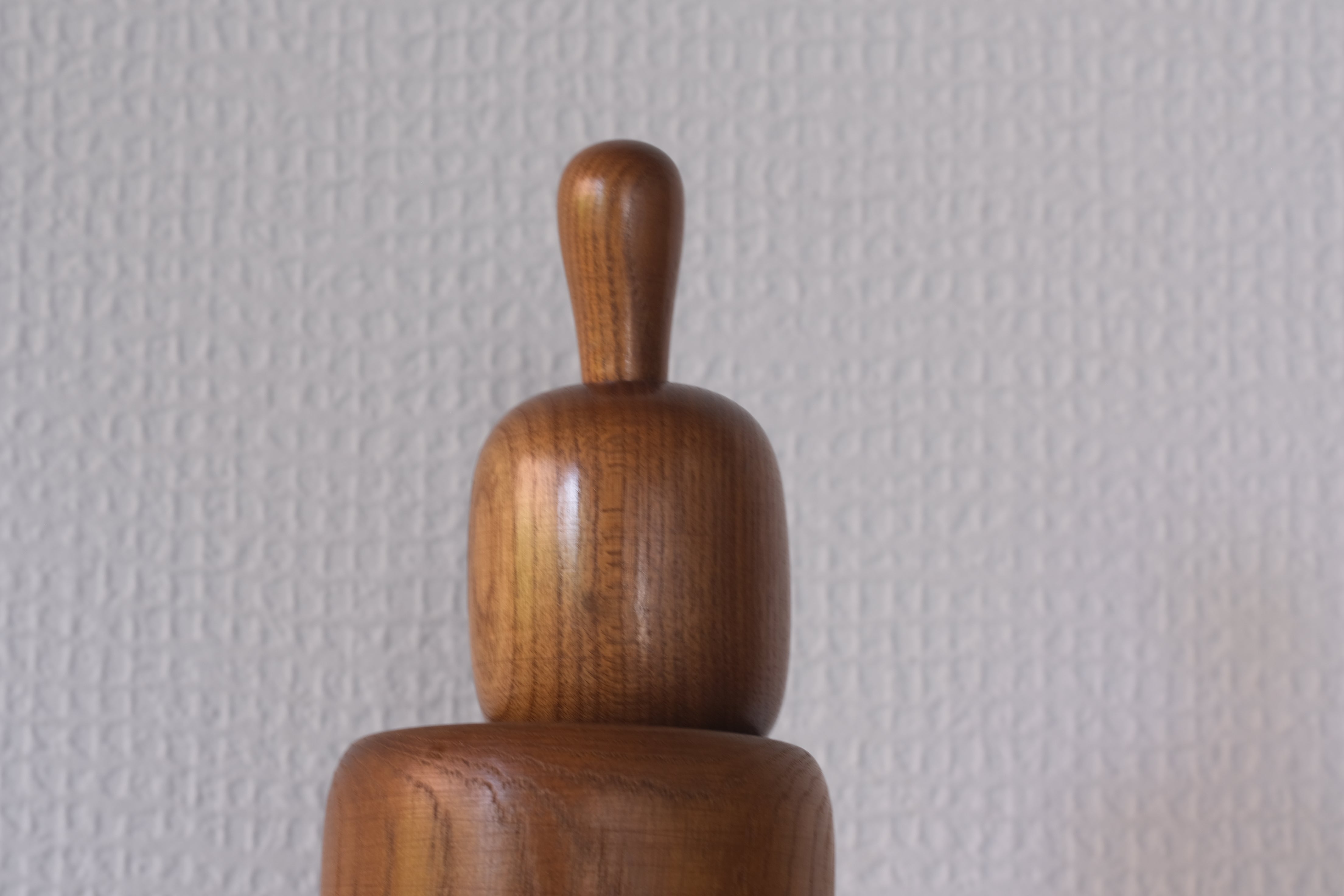 Exclusive Vintage Creative Kokeshi By Aida Seiho (1926-1998) | Titled: 'Bunko - Elegance' | 29,5 cm