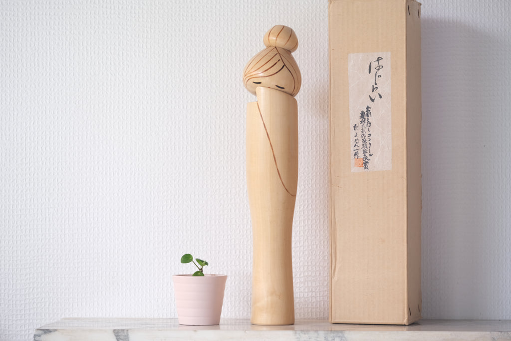 Elegant Vintage Creative Kokeshi By Kenichi Murakami 村上けんー (1929-) | With Original Box | 36 cm