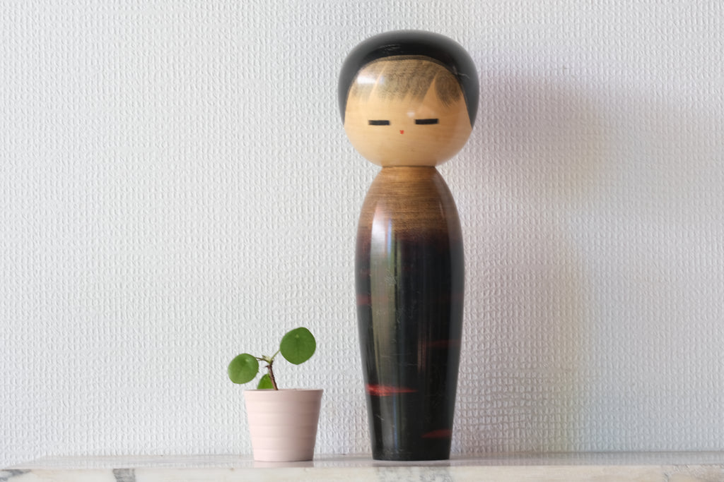 Exclusive Large Vintage Sosaku Kokeshi by Watanabe Masao (1917-2007) | Titled: 'Chigozakura - Cherry Blossom Child' | 35,5 cm