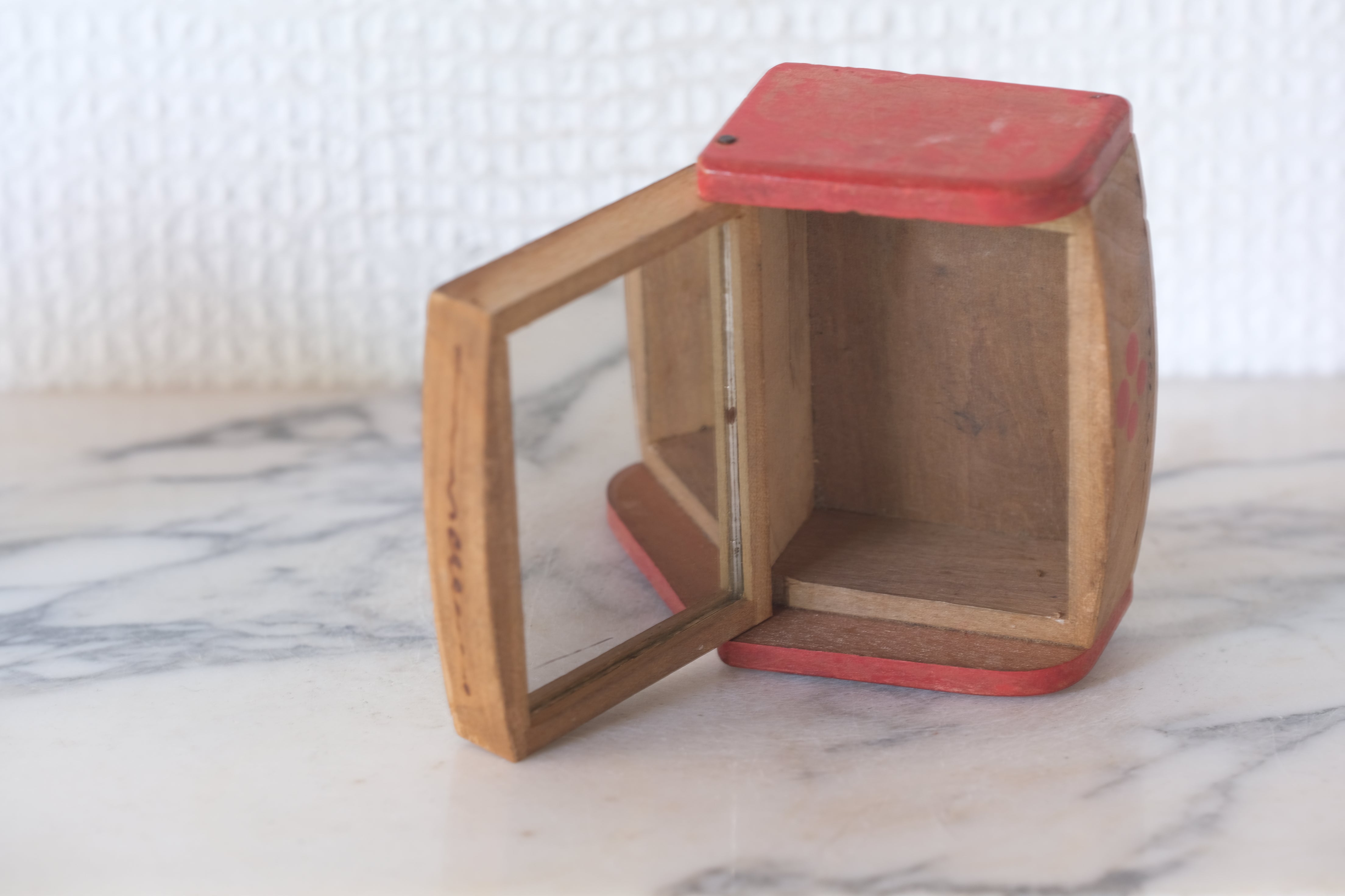 Small Vintage Jewelry Box with Mirror | 7,5 cm x 5,5 cm x 3,5 cm