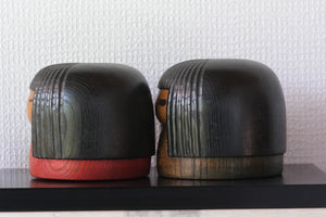 Rare Pair of Vintage Creative Kokeshi by Sanpei Yamanaka (1926-2012) | 9,5 cm and 10 cm