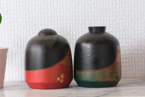 Pair of Vintage Creative Kokeshi by Sanpei Yamanaka (1926-2012) | 8,5 cm and 9 cm