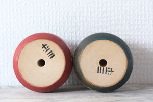 Pair of Vintage Creative Kokeshi by Sanpei Yamanaka (1926-2012) | 8,5 cm and 9 cm
