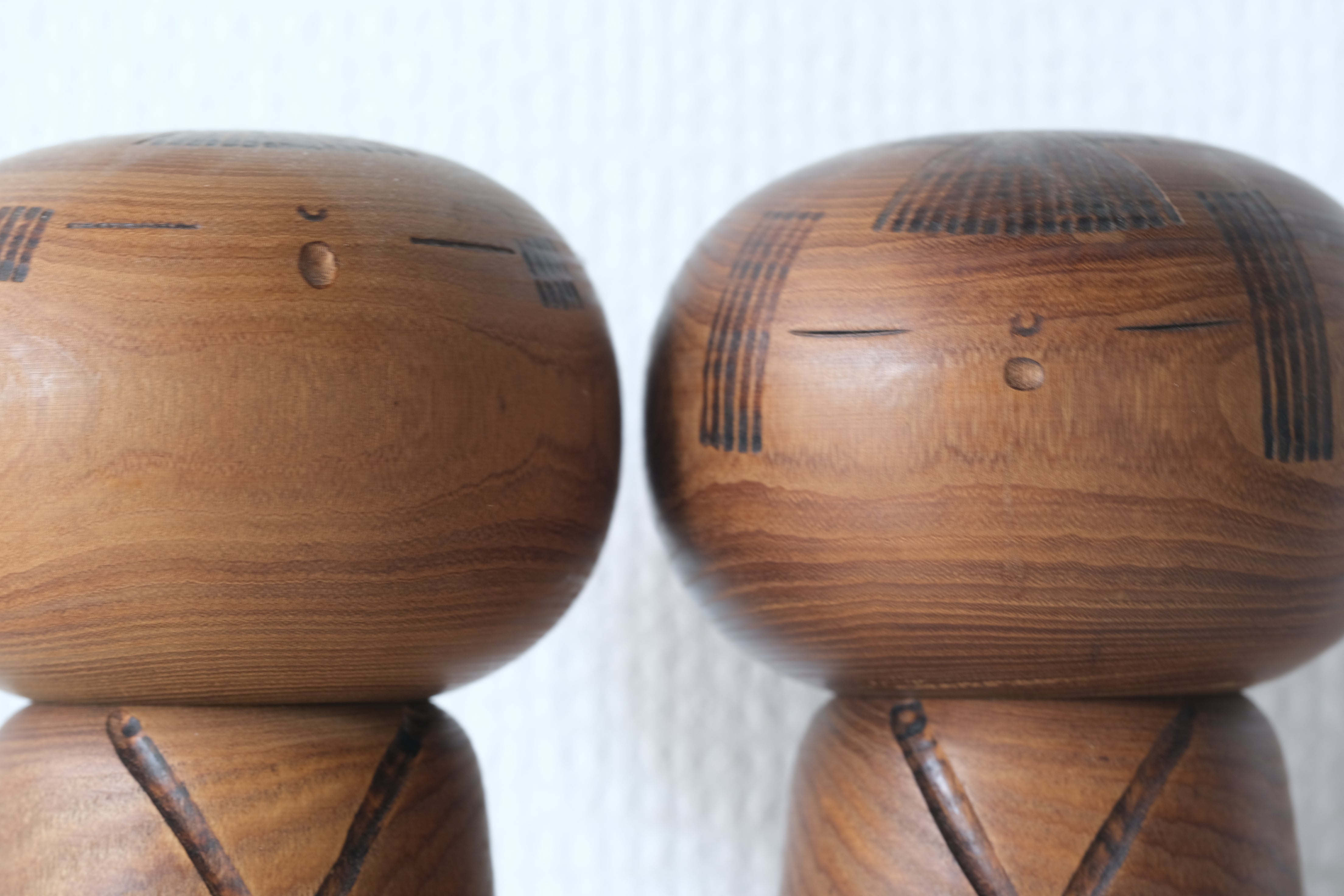 Couple of Vintage Creative Kokeshi By Kenichi Murakami 村上けんー (1929 - ) | 16 cm
