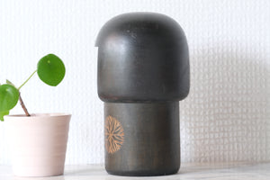 Vintage Gumma Kokeshi by Sansaku Sekiguchi (1925-2018) | Titled: 'Shojo - Little Girl' | 15,5 cm