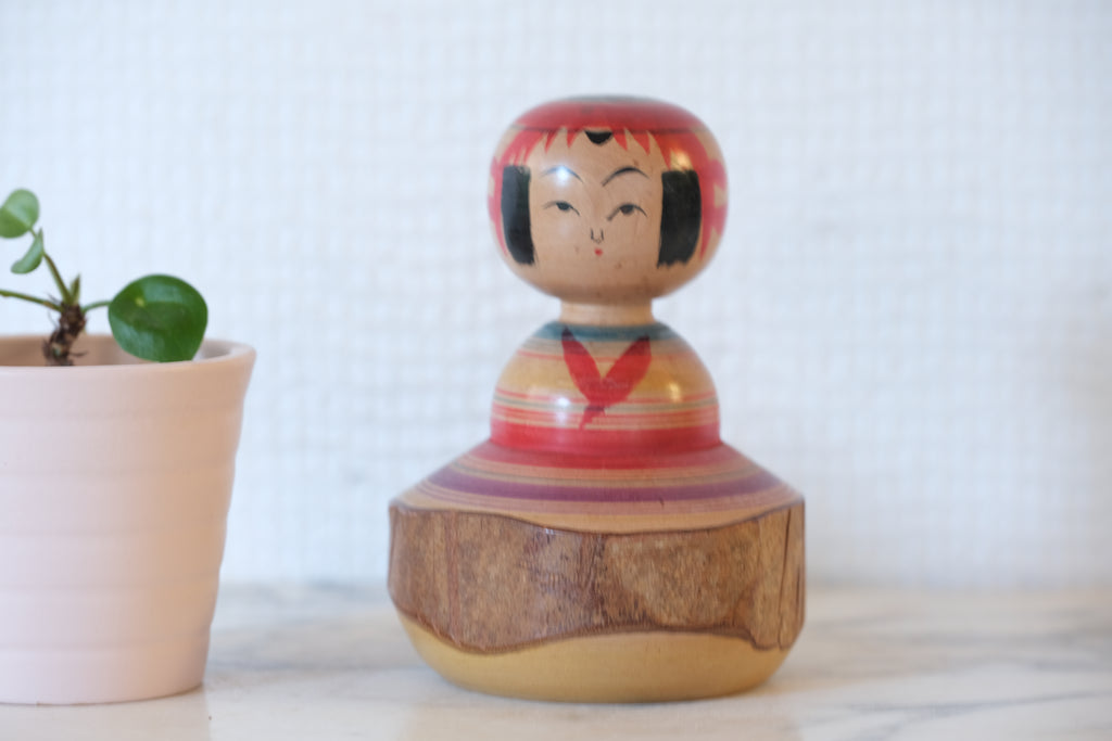 Vintage Ejiko Kokeshi from the Yajirou Strain | 10 cm