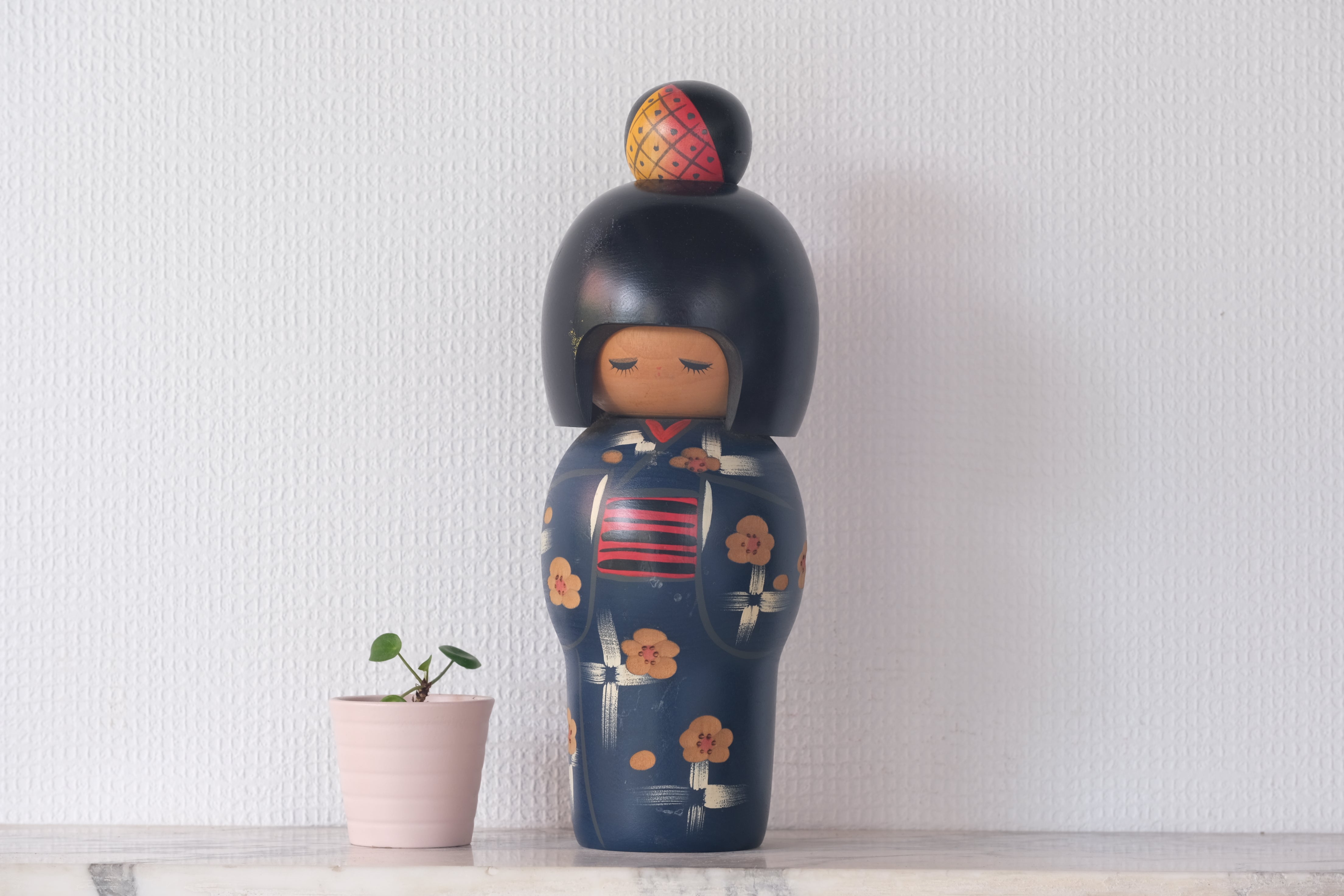 Large Vintage Gumma Kokeshi attributed to Miyashita Hajime 宮下 はじめ (1940-) | 30,5 cm