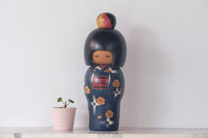 Large Vintage Gumma Kokeshi attributed to Miyashita Hajime 宮下 はじめ (1940-) | 30,5 cm