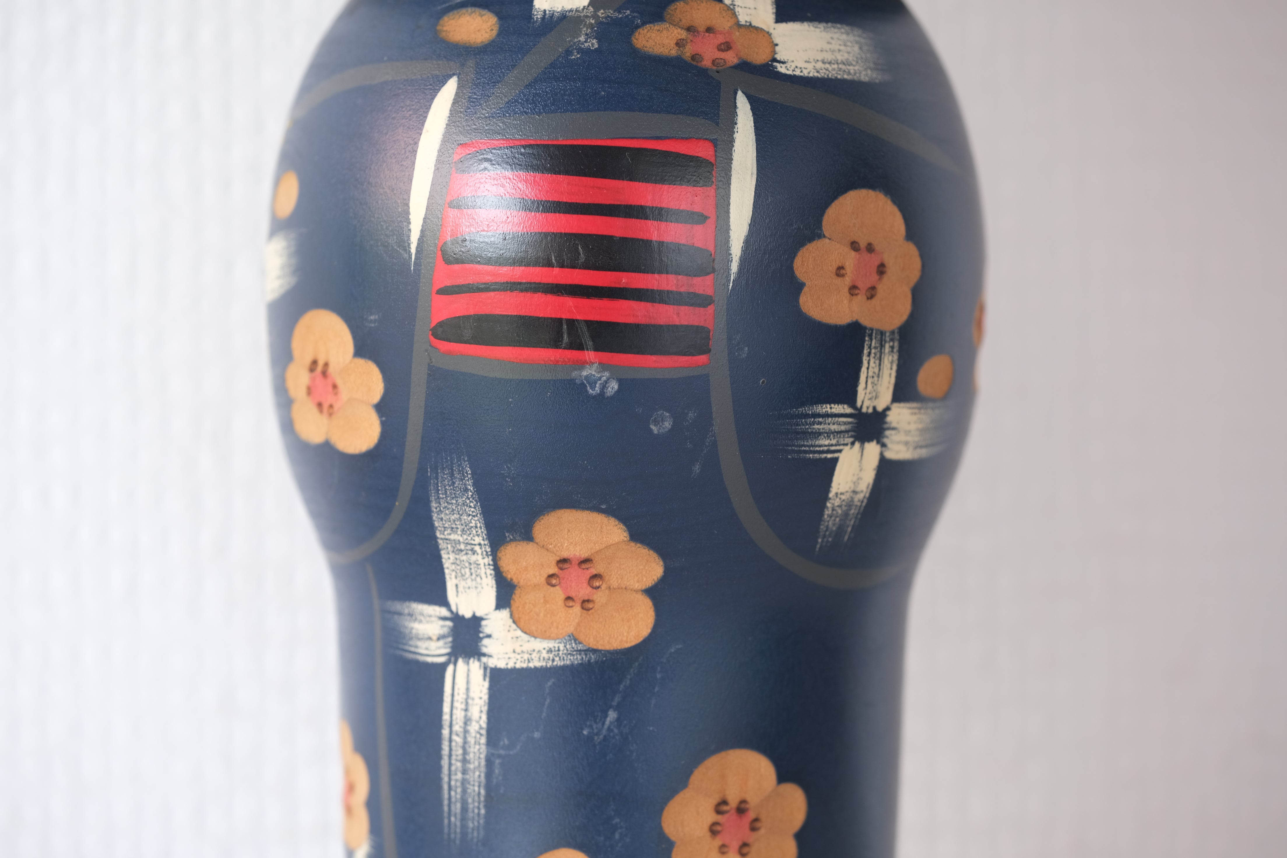 Large Vintage Gumma Kokeshi attributed to Miyashita Hajime 宮下 はじめ (1940-) | 30,5 cm