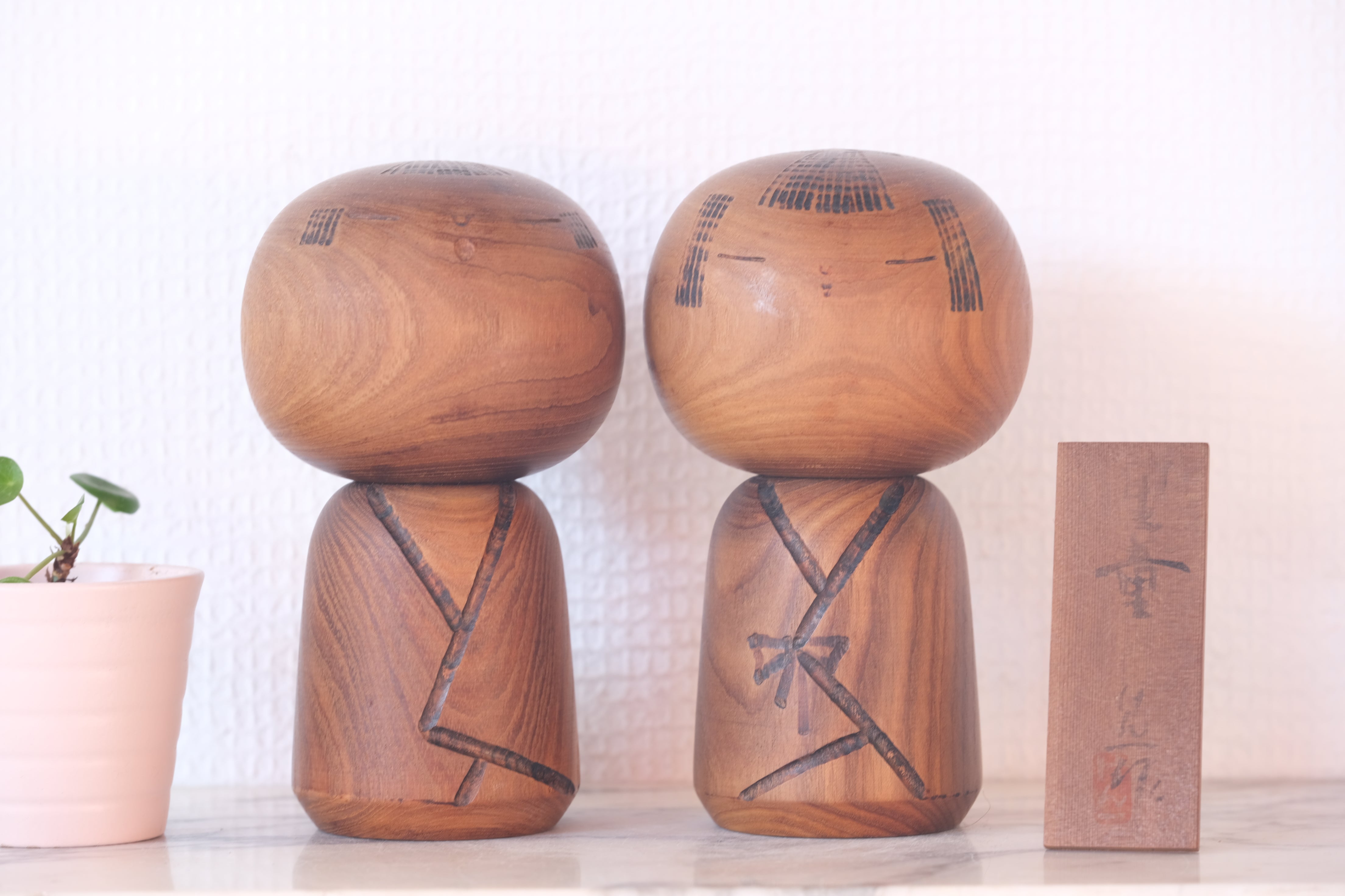 Couple of Vintage Creative Kokeshi By Kenichi Murakami 村上けんー (1929 - ) | 14,5 cm