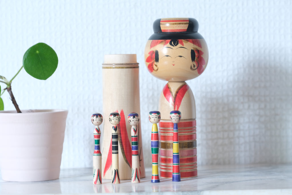 Traditional Yajirou Kokeshi by Sato Koichi 佐藤幸一 (1936-) | Nested Kokeshi | 24 cm