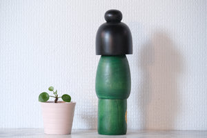 Vintage Gumma Kokeshi By Kazuo Takamizawa 高見沢一夫 (1927-) | Titled: 優雅 - Elegance | Dated: 1985 | 23 cm