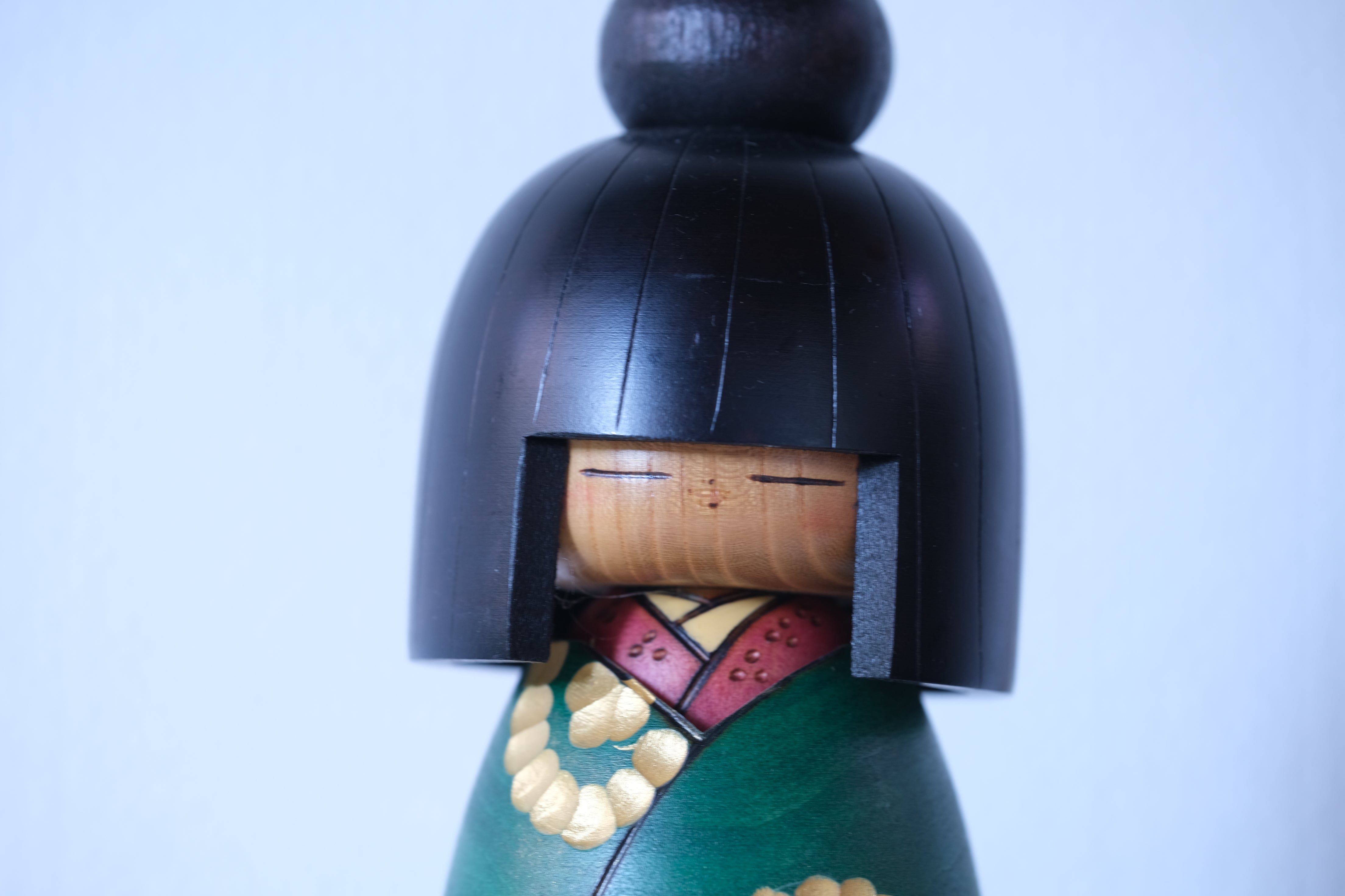 Vintage Gumma Kokeshi By Kazuo Takamizawa 高見沢一夫 (1927-) | Titled: 優雅 - Elegance | Dated: 1985 | 23 cm