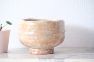 Japanese Ceramic Tea Bowl by the kiln Shūto 椿秀 | Hagi-yaki ware | 8,5 cm