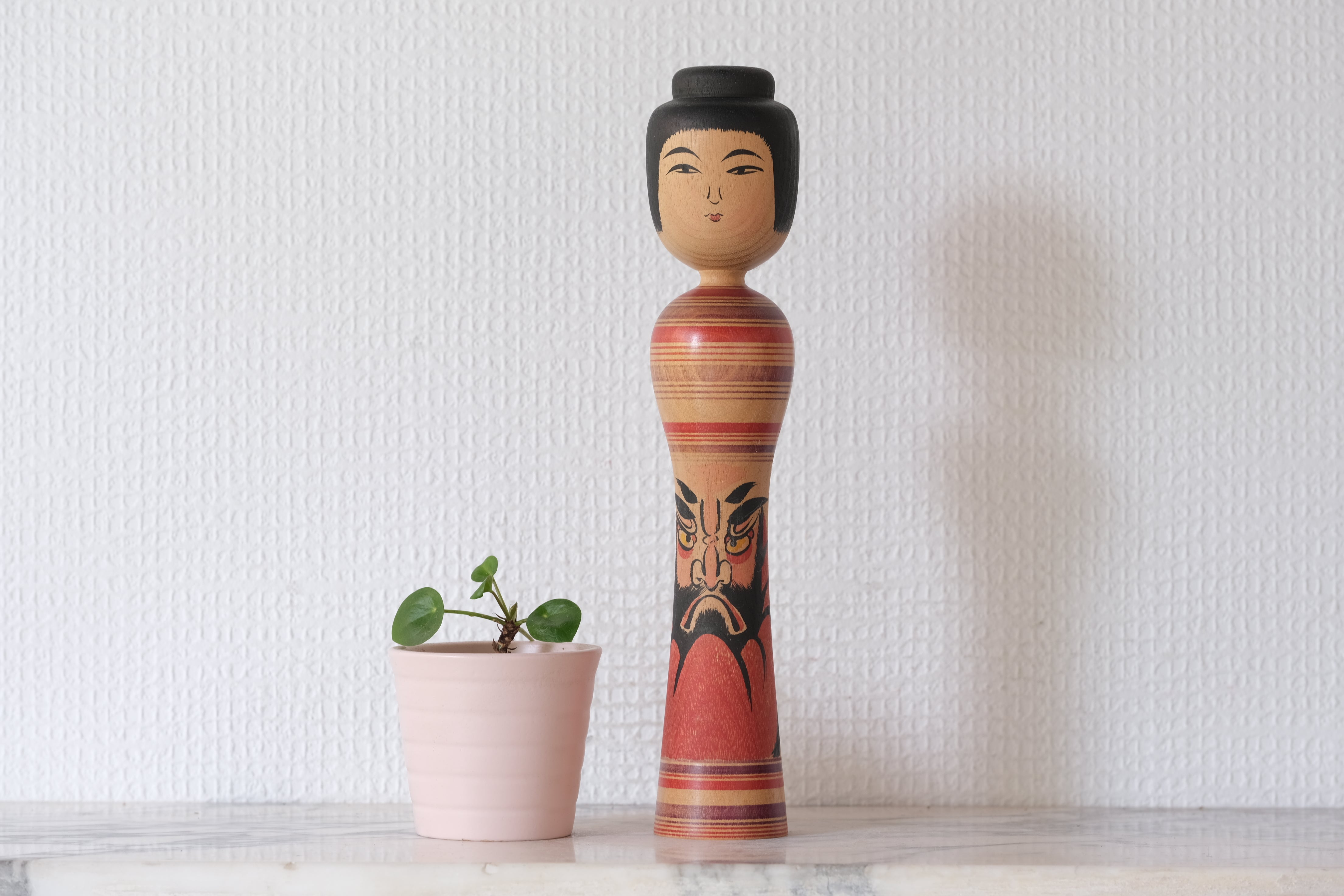 Vintage Tsugaro Kokeshi with Daruma | 24,5 cm