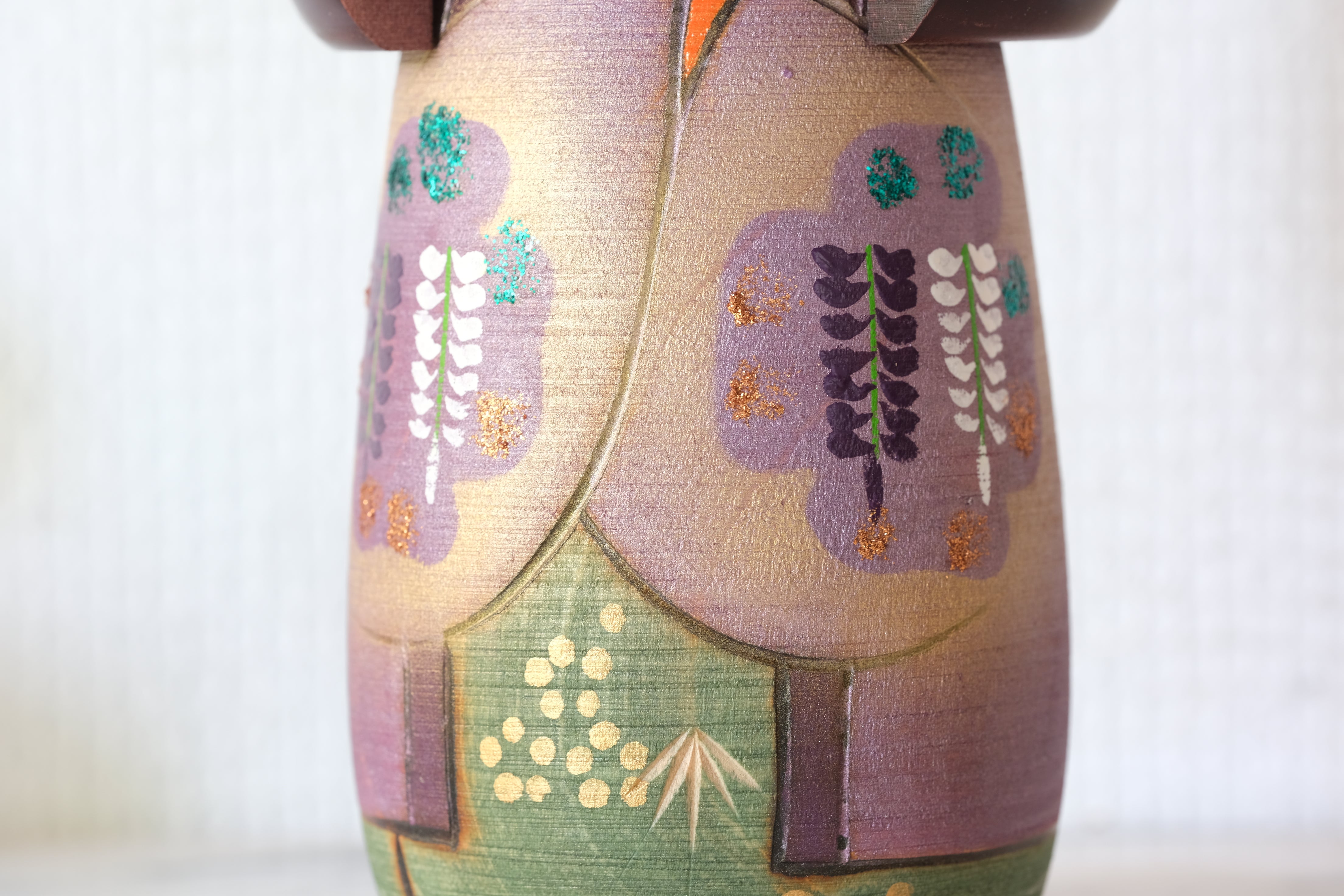 Vintage Gumma Kokeshi by Masae Fujikawa 藤川正衛 (1942-2015) | Titled: よそおい - Yosōi - Outside | With Original Box | 20 cm