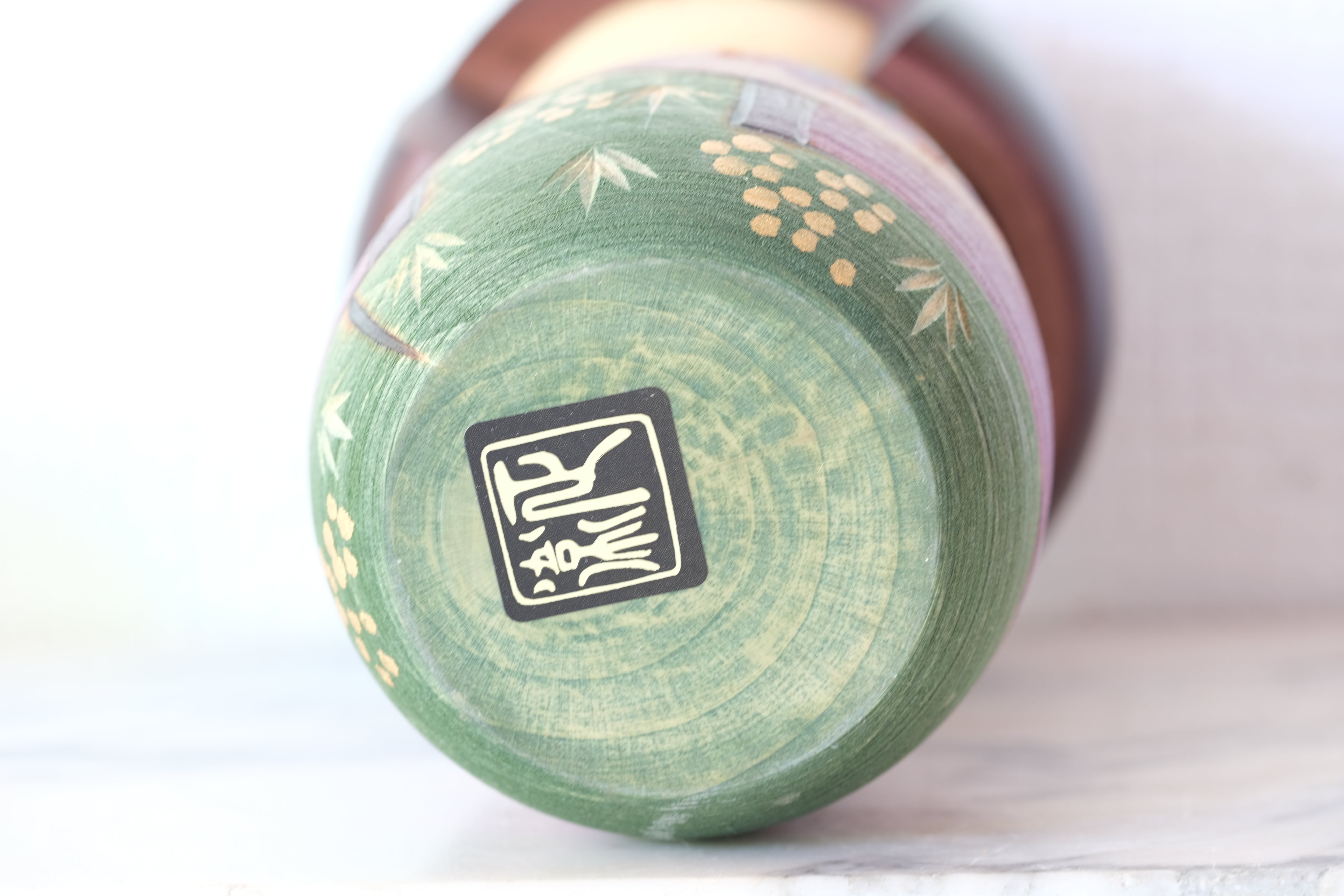 Vintage Gumma Kokeshi by Masae Fujikawa 藤川正衛 (1942-2015) | Titled: よそおい - Yosōi - Outside | With Original Box | 20 cm
