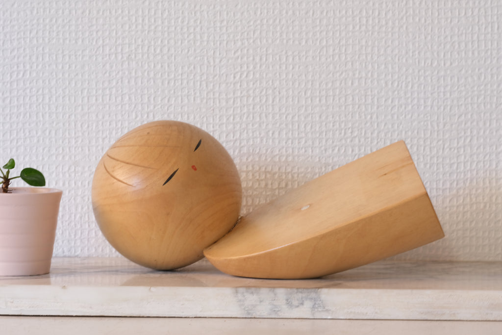 Exclusive Vintage Creative Kokeshi By Watanabe Masao (1917-2007) | Dated: 1985 | 10 cm