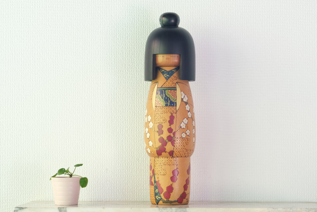 Exclusive and Large Vintage Gumma Kokeshi By Kazuo Takamizawa (1927-) | 42 cm