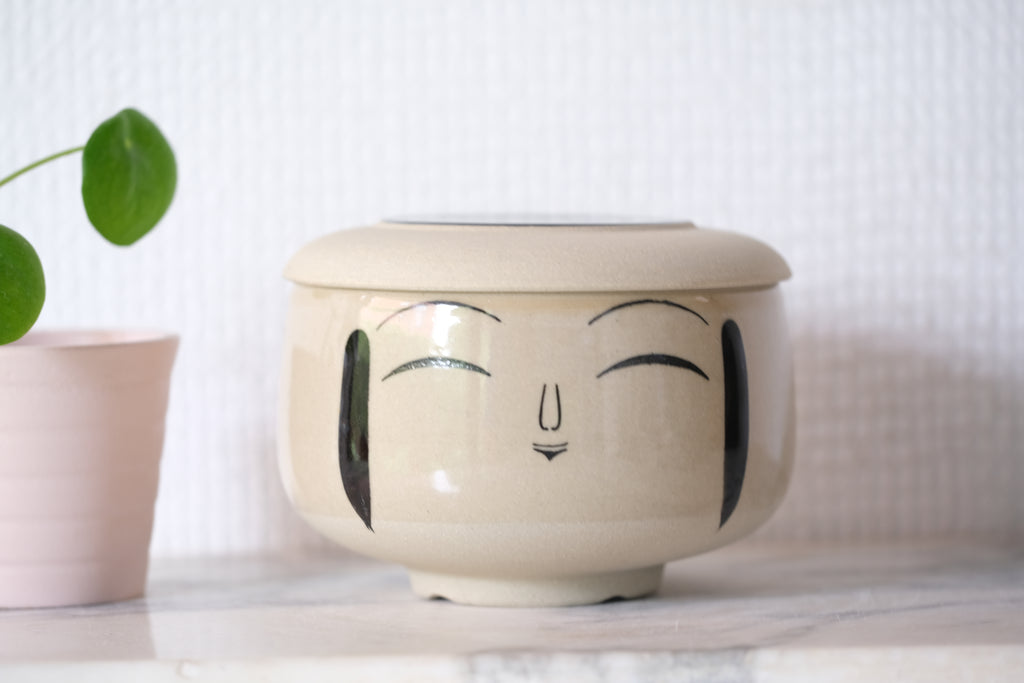 Japanese Ceramic Kokeshi Bowl with Lid |  8,5 cm