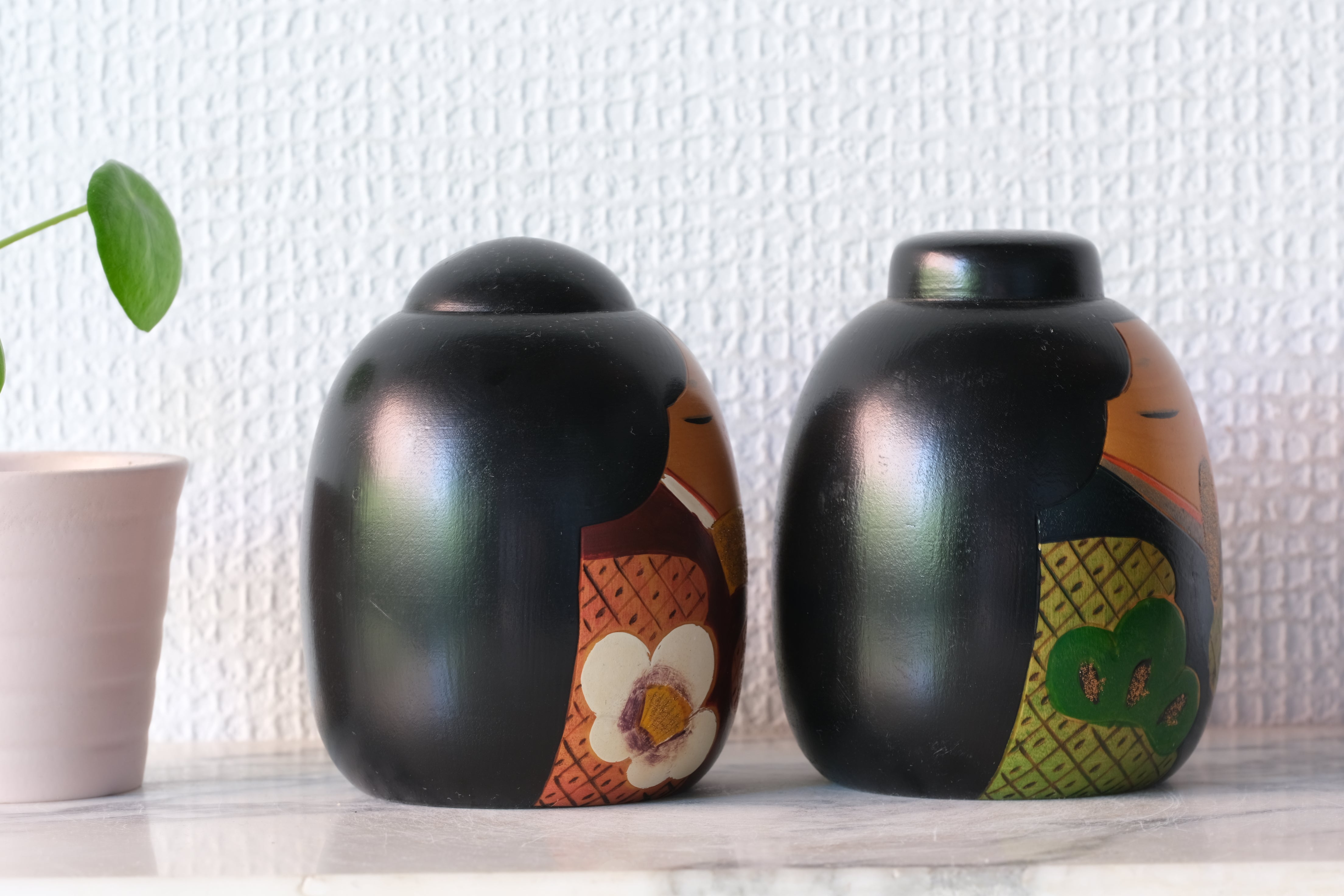 Pair of Vintage Sosaku Kokeshi by Yuji Kawase 川瀬祐志作 (1938-) | 10 cm
