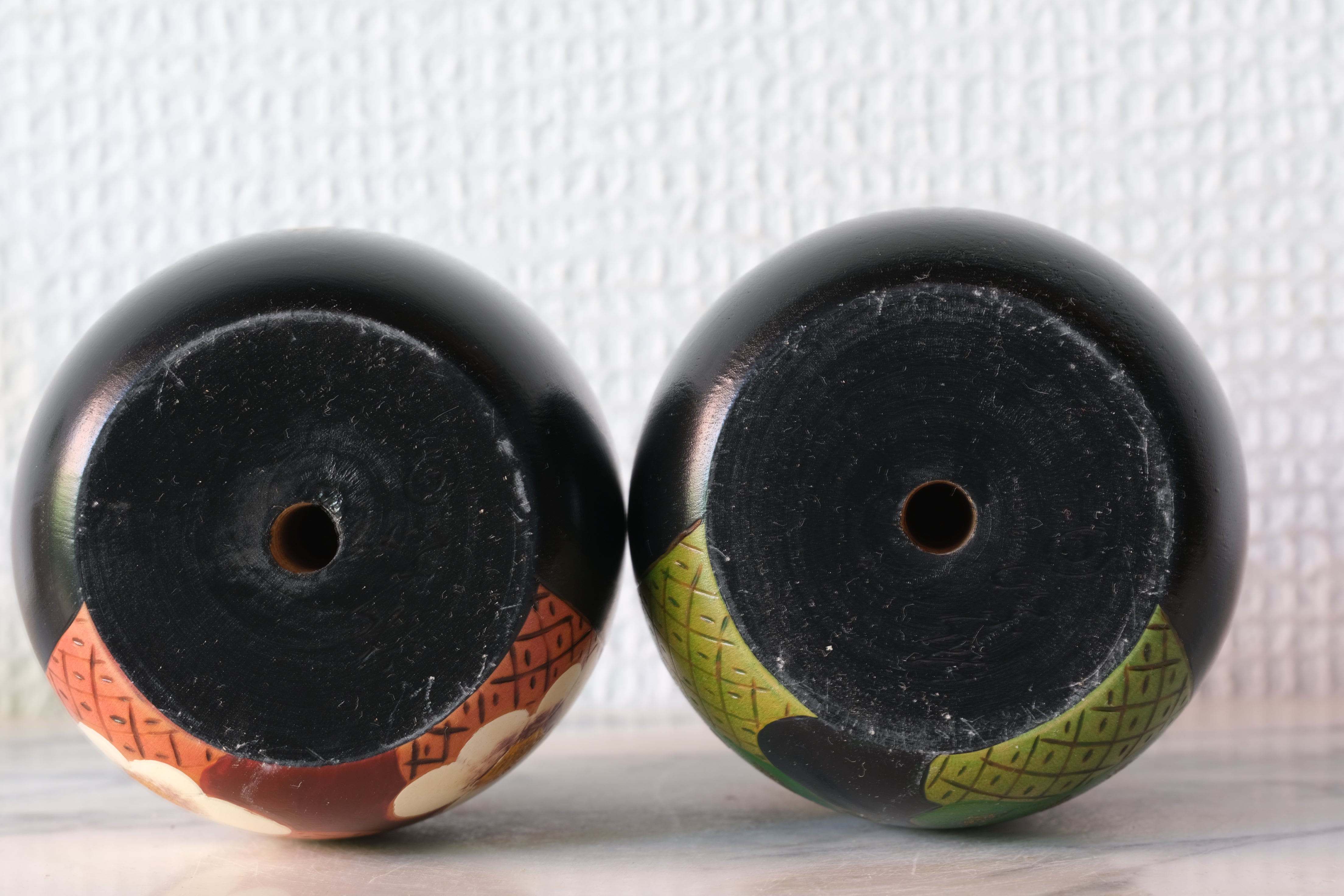 Pair of Vintage Sosaku Kokeshi by Yuji Kawase 川瀬祐志作 (1938-) | 10 cm