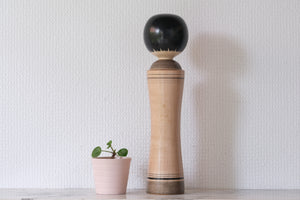 Vintage Traditional Ginzan Kokeshi | Monochrome | 29,5 cm