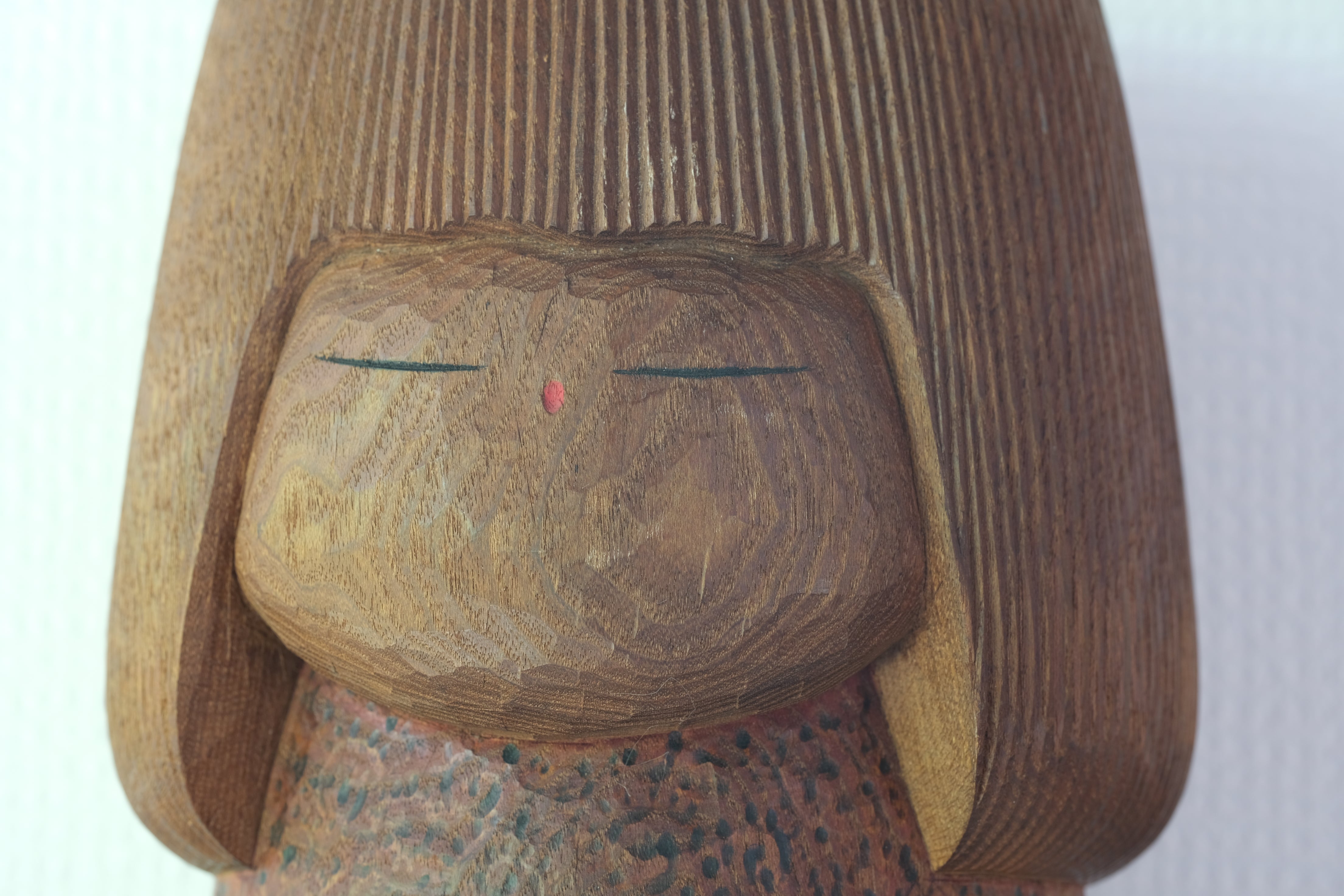 Exclusive Vintage Creative Kokeshi By Issetsu Kuribayashi (1924-2011) | Titled: 'Girl - 女の子 - On'nanoko' | 31,5 cm