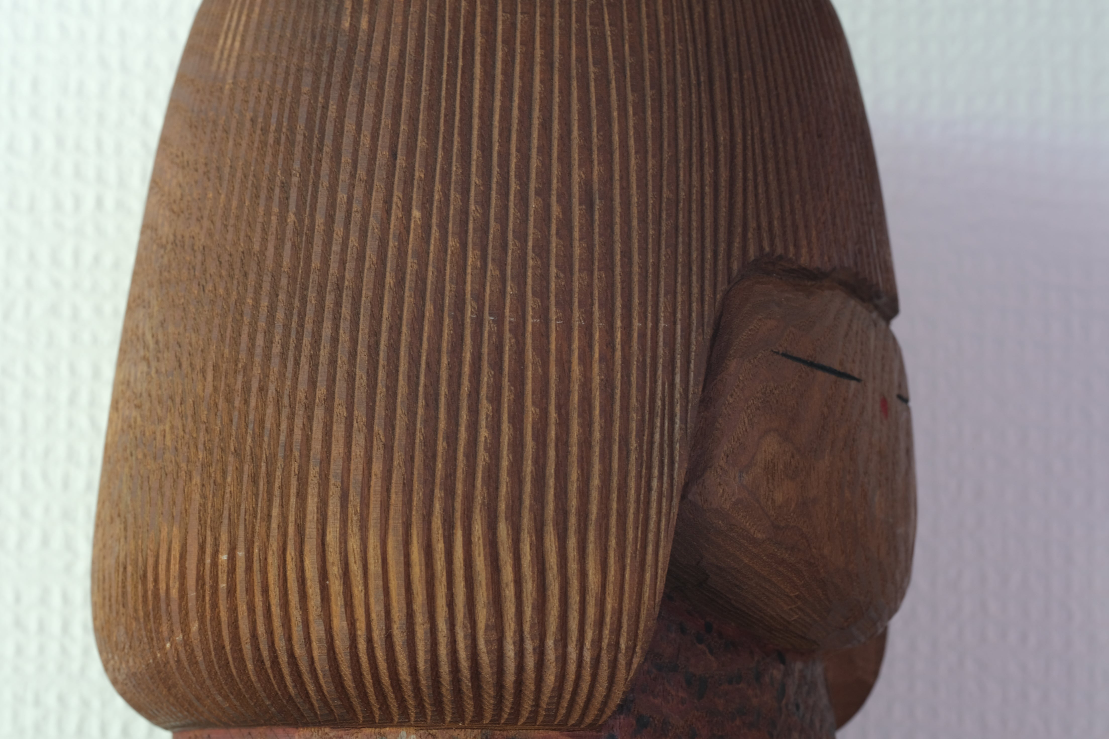 Exclusive Vintage Creative Kokeshi By Issetsu Kuribayashi (1924-2011) | Titled: 'Girl - 女の子 - On'nanoko' | 31,5 cm