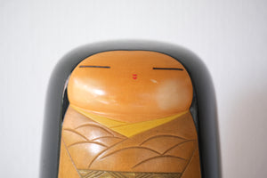 Exclusive Vintage Sosaku Kokeshi by Yoshida Takashi (1948 - ) | 22,5 cm