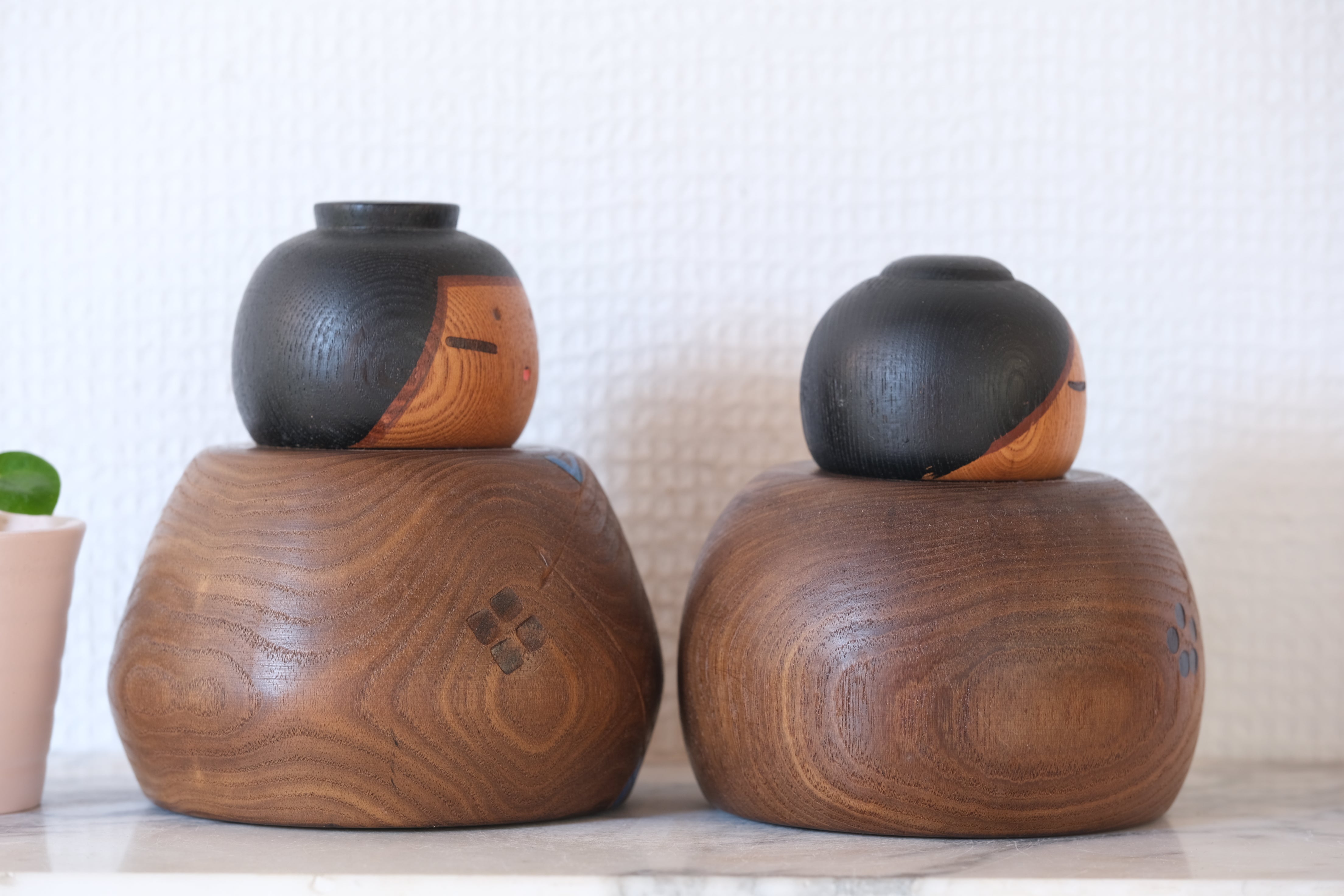 Exclusive Pair of Vintage Creative Kokeshi by Sanpei Yamanaka (1926-2012) | 12 cm and 12,5 cm