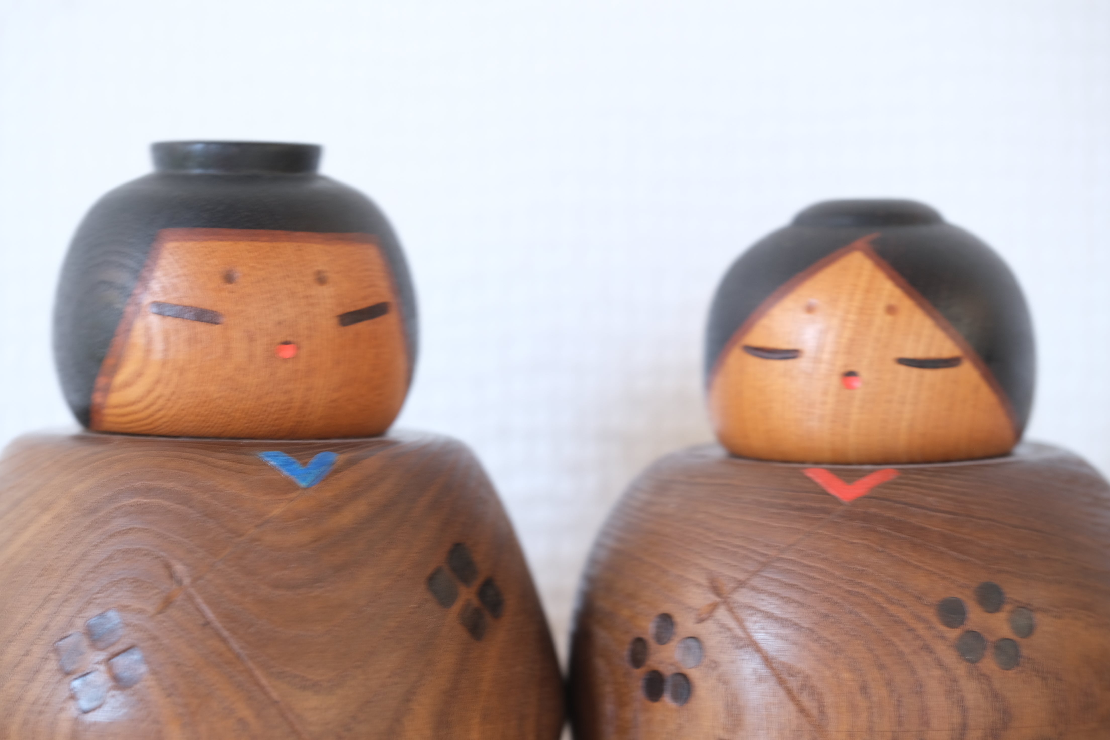 Exclusive Pair of Vintage Creative Kokeshi by Sanpei Yamanaka (1926-2012) | 12 cm and 12,5 cm