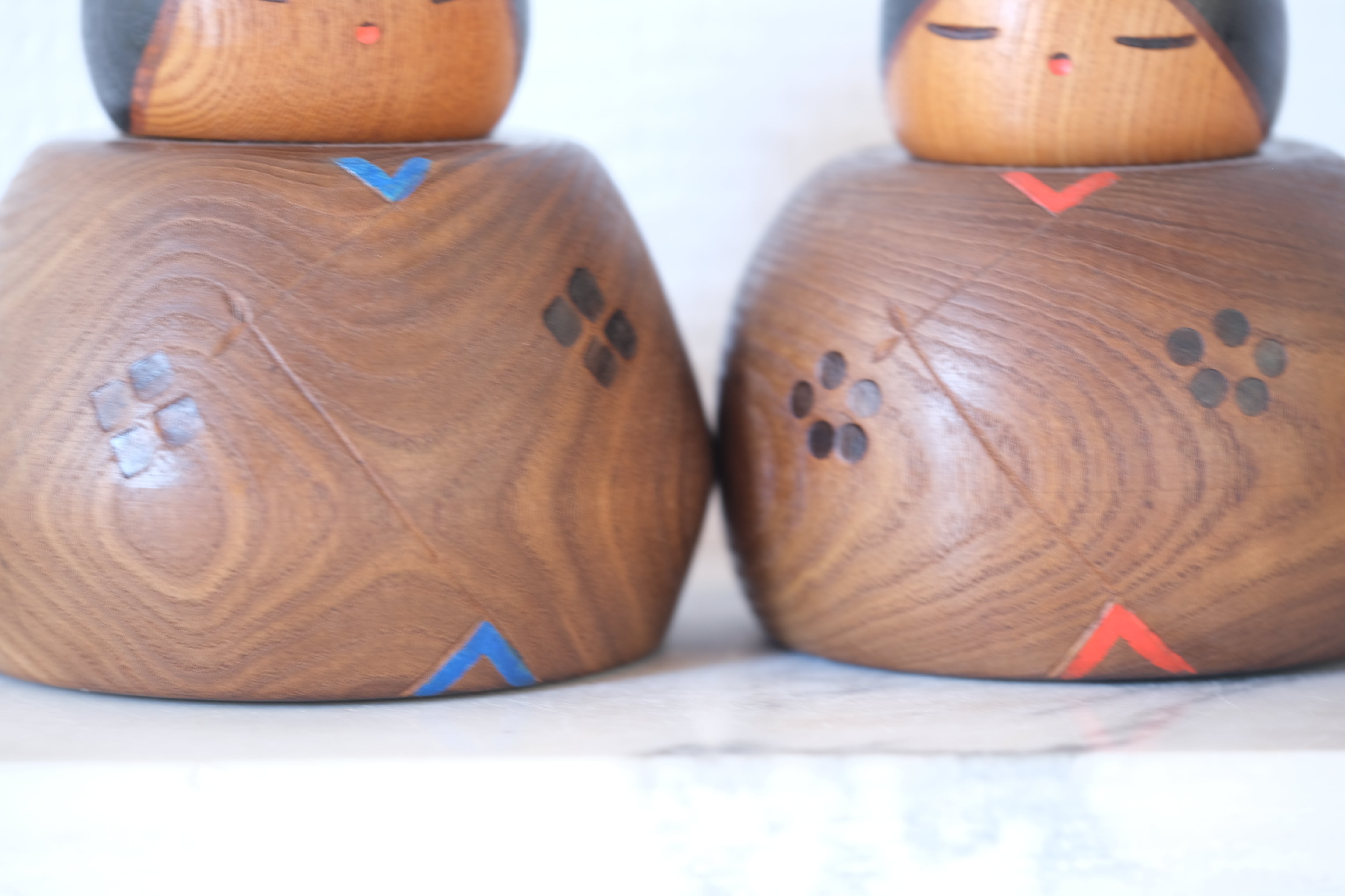 Exclusive Pair of Vintage Creative Kokeshi by Sanpei Yamanaka (1926-2012) | 12 cm and 12,5 cm