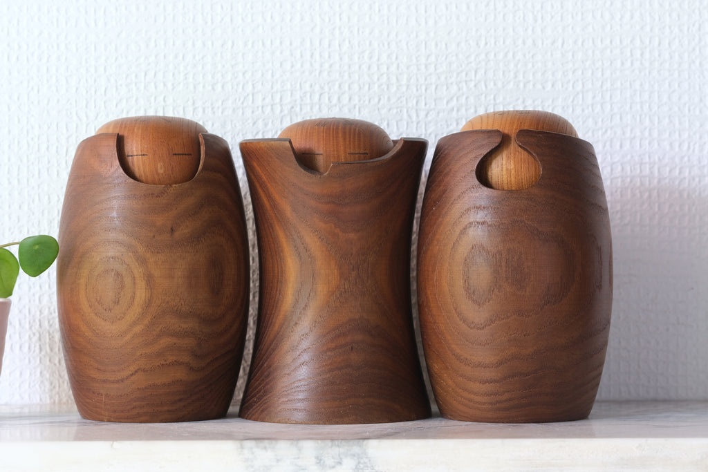 Exclusive Vintage Creative Kokeshi by Miyajima Muhitsu 宮島 無筆 (1929-) | Titled: 'Sambiki Saru' | 15 cm