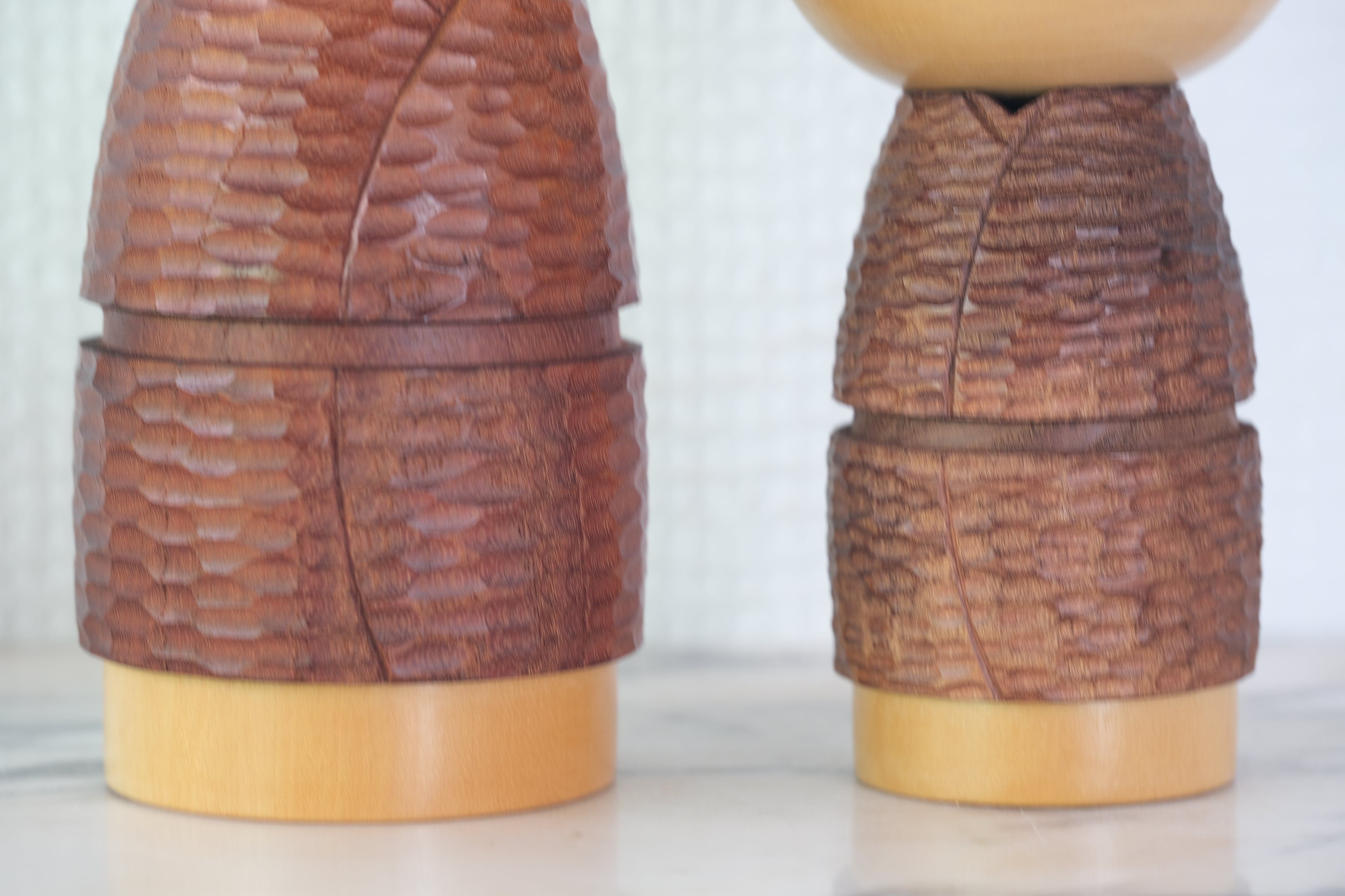 Two Vintage Creative Kokeshi by Katase Kahei (1922 - 2015) | Mother and Daughter | 14,5 cm and 18 cm
