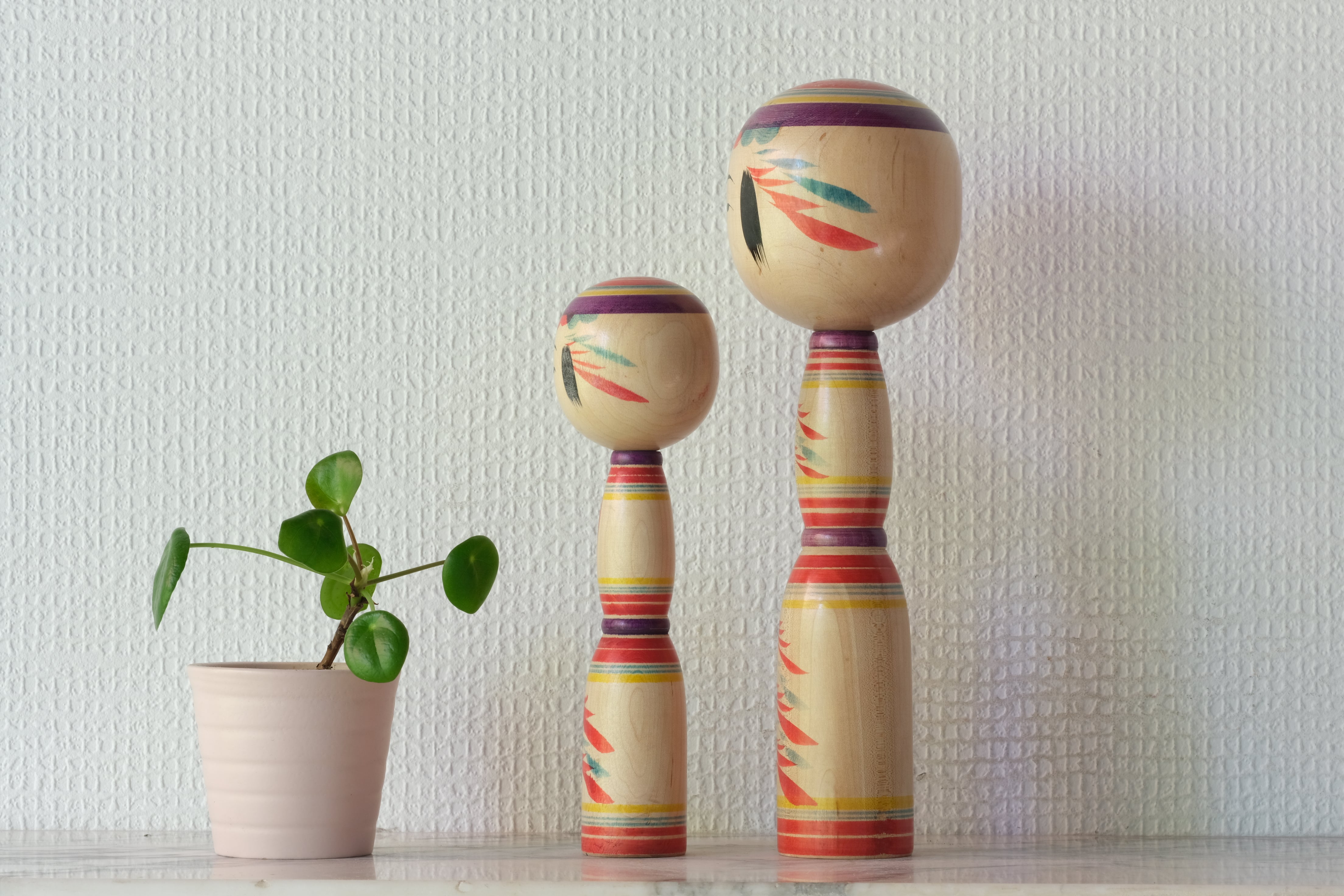 Set of Two Traditional Yajirou Kokeshi | 18 cm and 24 cm