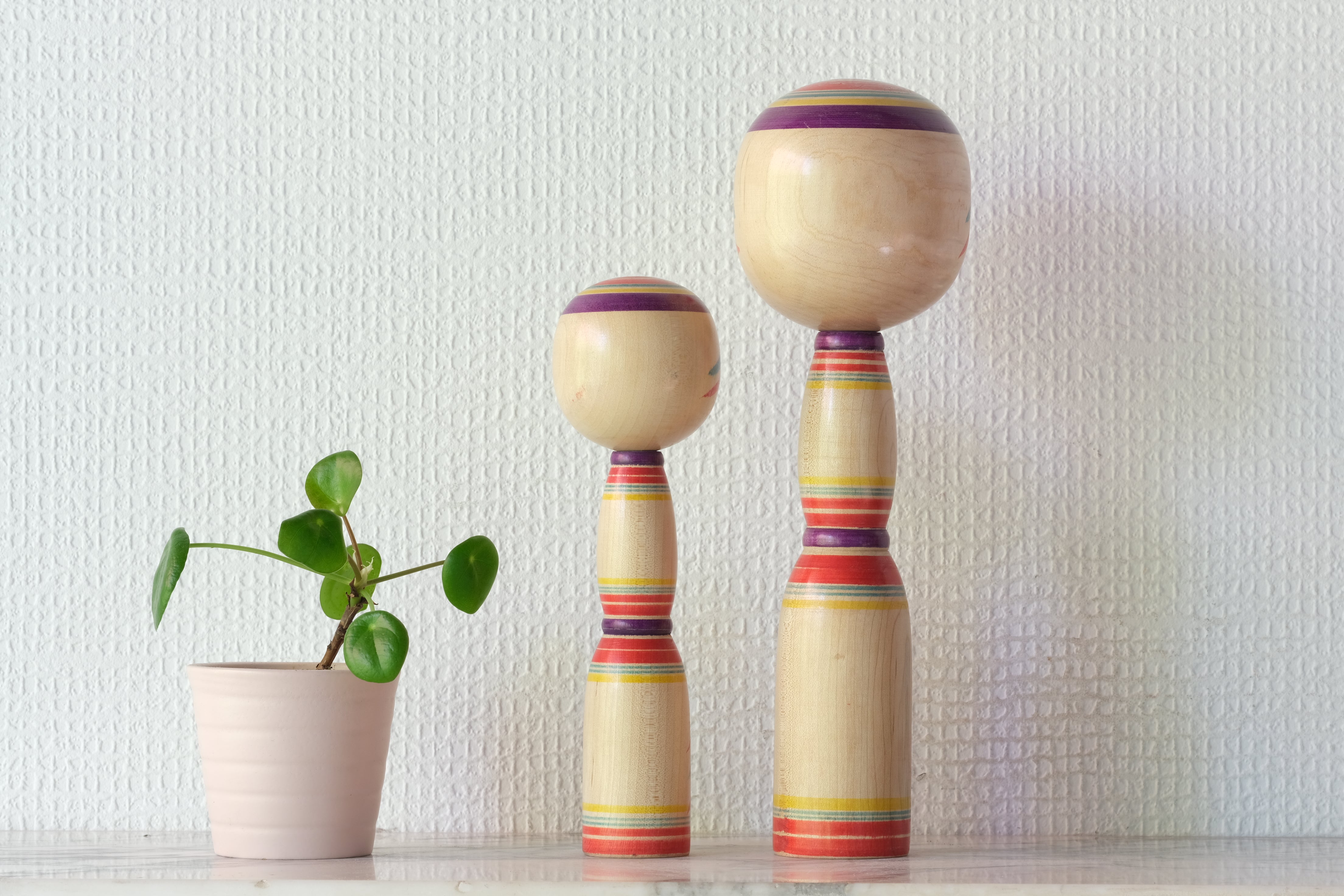 Set of Two Traditional Yajirou Kokeshi | 18 cm and 24 cm
