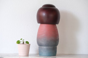 Gumma Kokeshi by Masae Fujikawa (1942-2015) | Titled: 'Doshin' | 26,5 cm