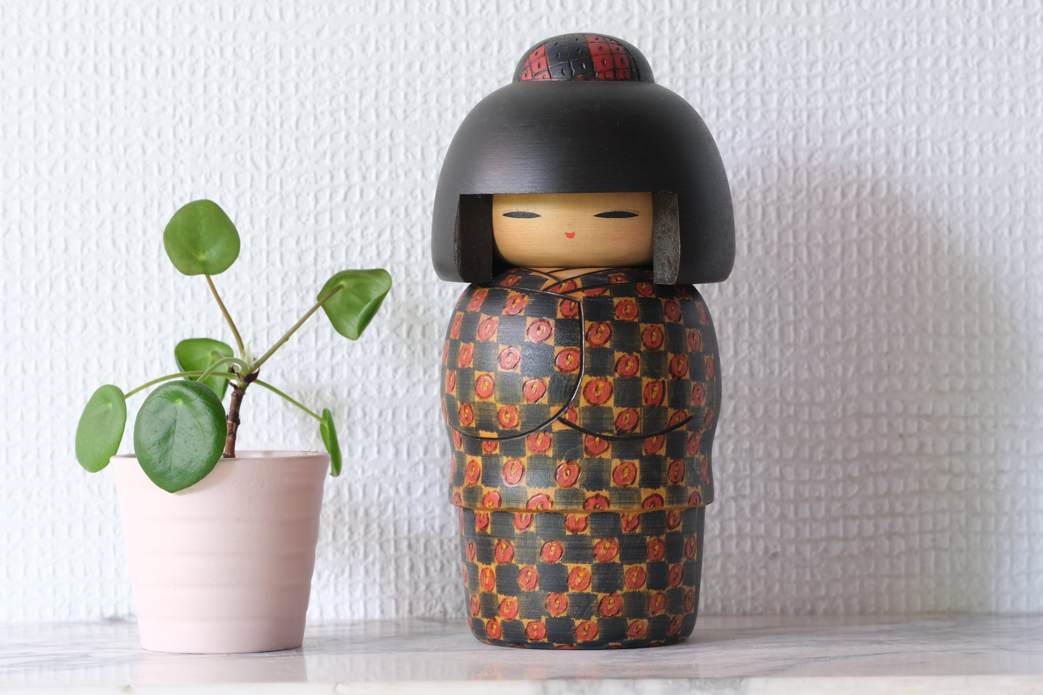 Rare Vintage Gumma Kokeshi by Fumio Tomidokoro 富所ふみを (1948-) | 18,5 cm