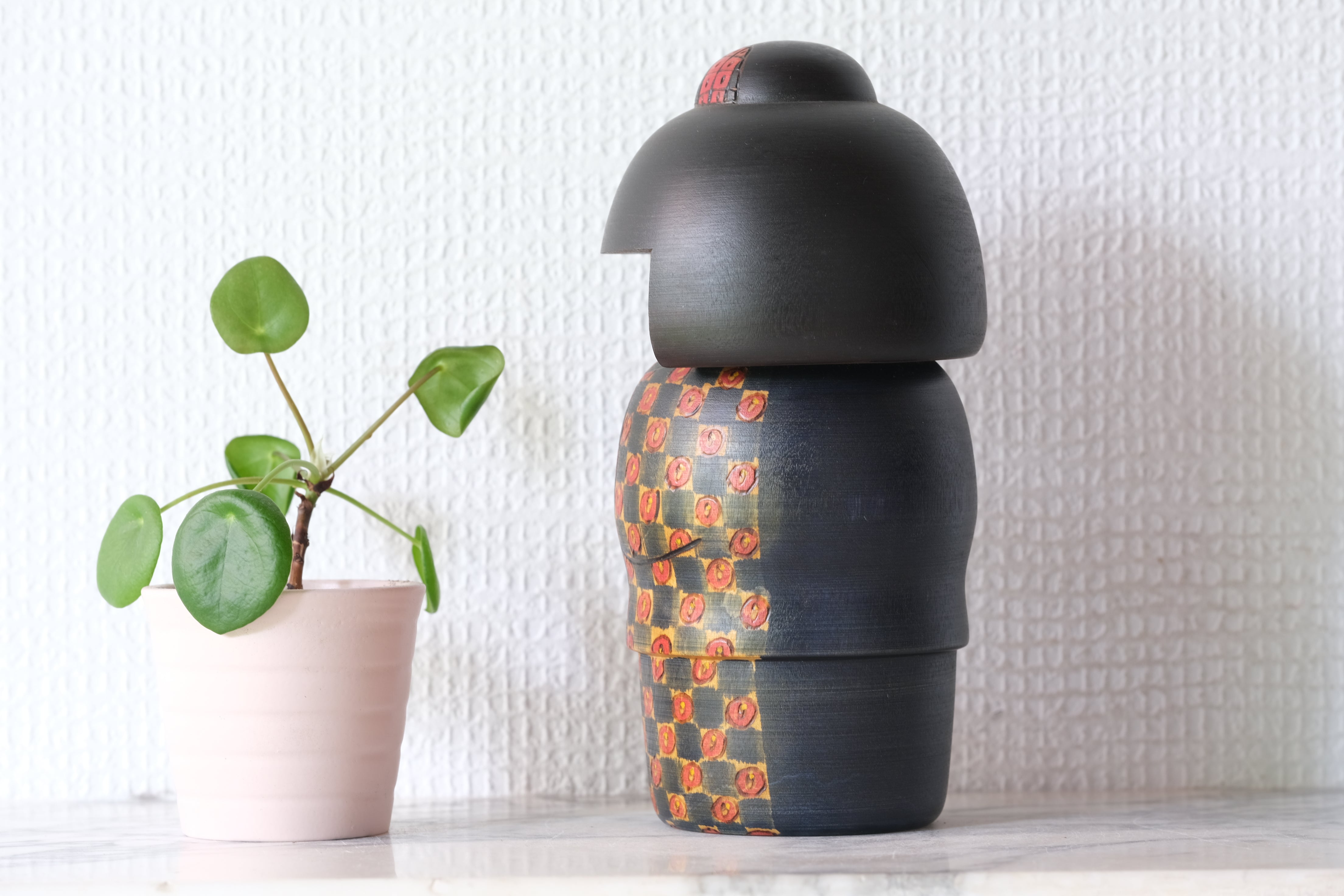 Rare Vintage Gumma Kokeshi by Fumio Tomidokoro 富所ふみを (1948-) | 18,5 cm