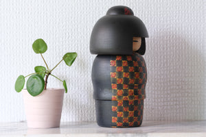 Rare Vintage Gumma Kokeshi by Fumio Tomidokoro 富所ふみを (1948-) | 18,5 cm